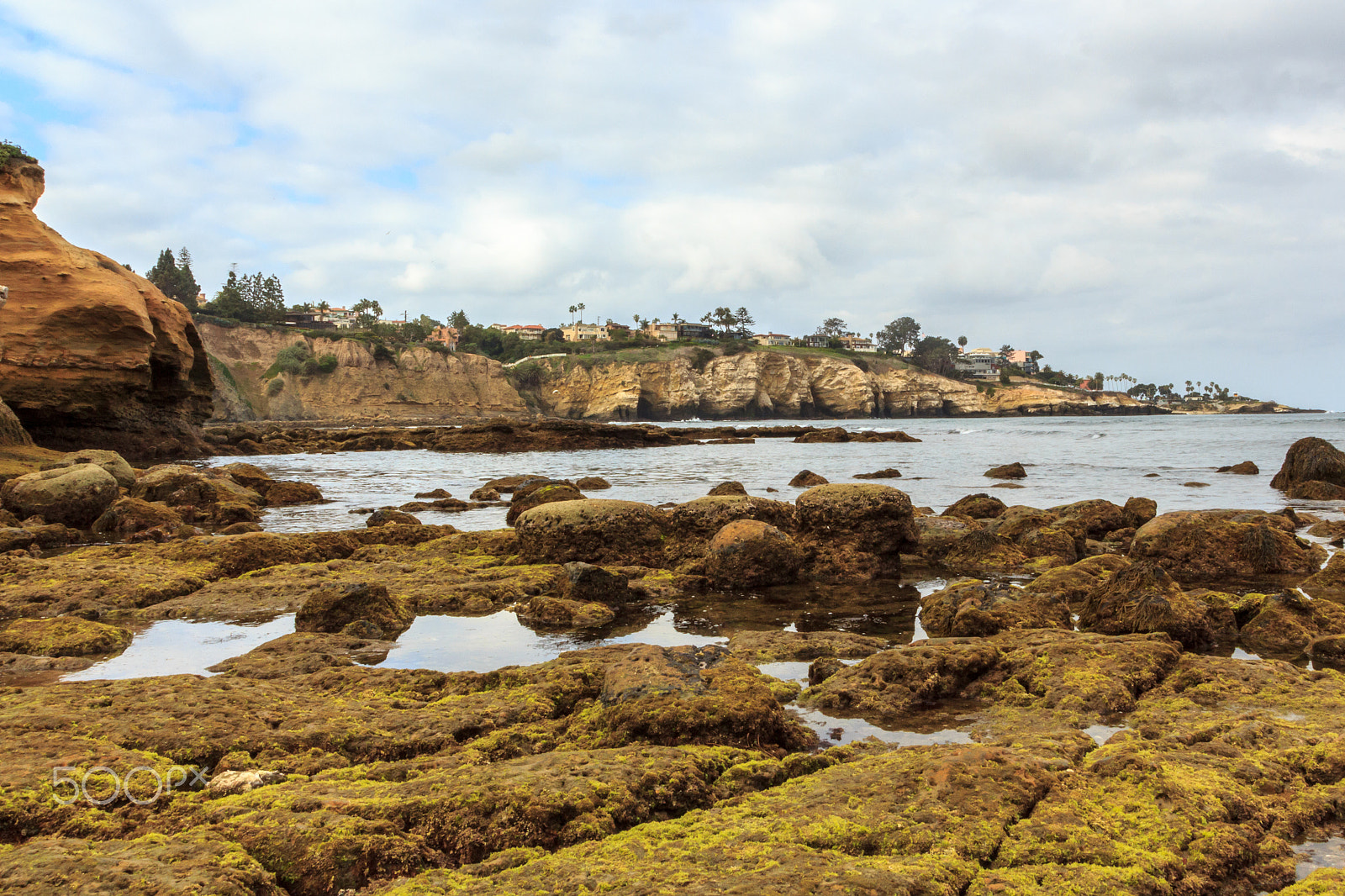 Canon EOS 550D (EOS Rebel T2i / EOS Kiss X4) + Canon EF 17-40mm F4L USM sample photo. La jolla cove photography