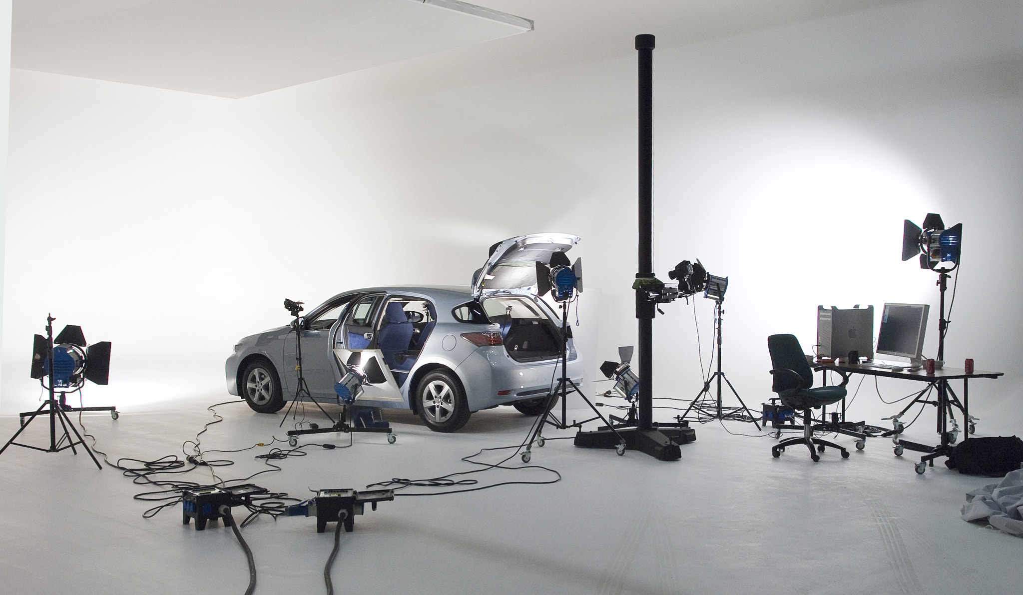 Shooting interior car in studio