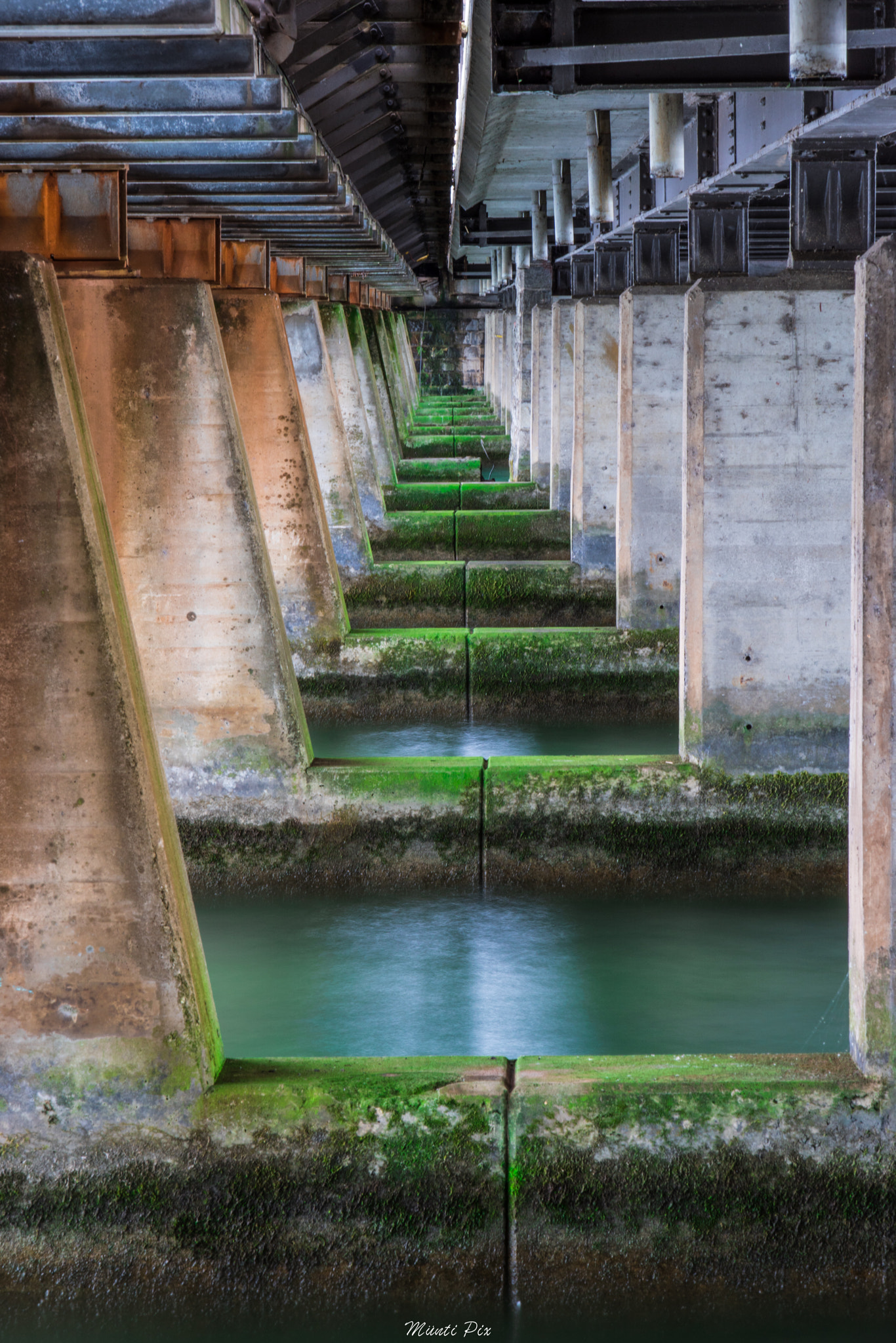 Tamron SP 70-300mm F4-5.6 Di USD sample photo. Under the bridge photography
