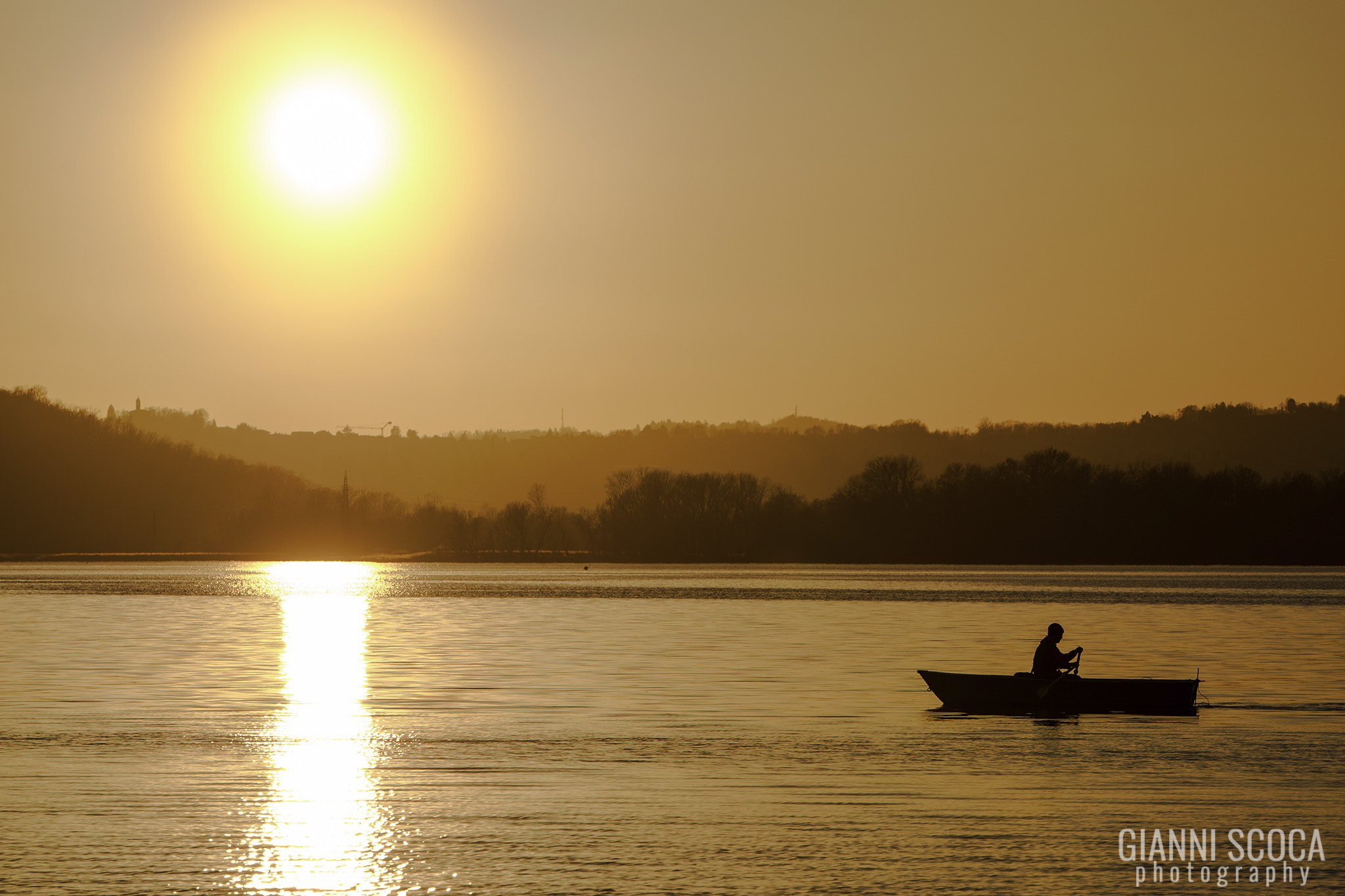 Nikon AF-S Nikkor 70-200mm F2.8G ED VR II sample photo. Sunset photography