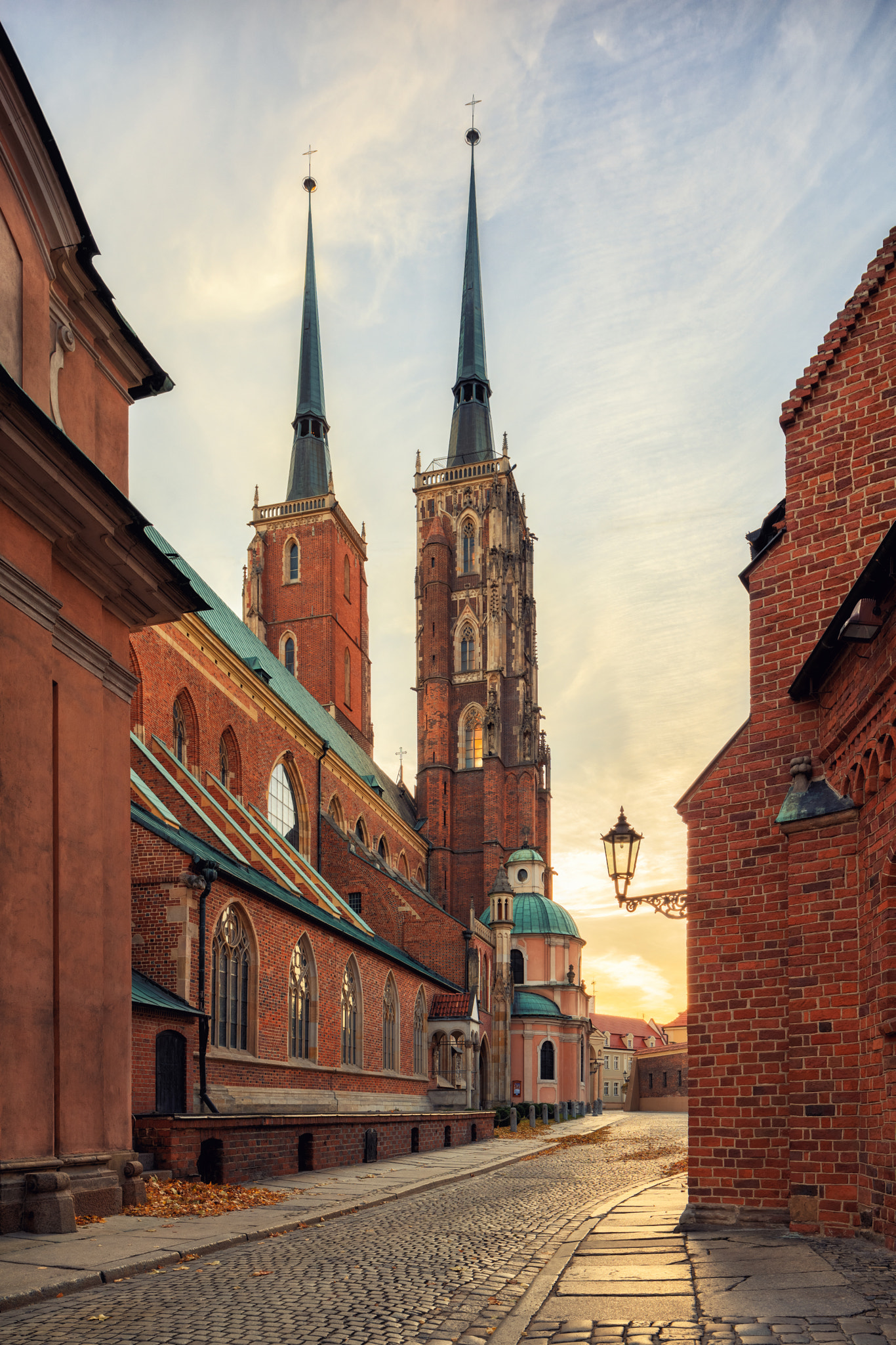 Canon TS-E 24.0mm f/3.5 L II sample photo. Wroclaw tumski island church photography