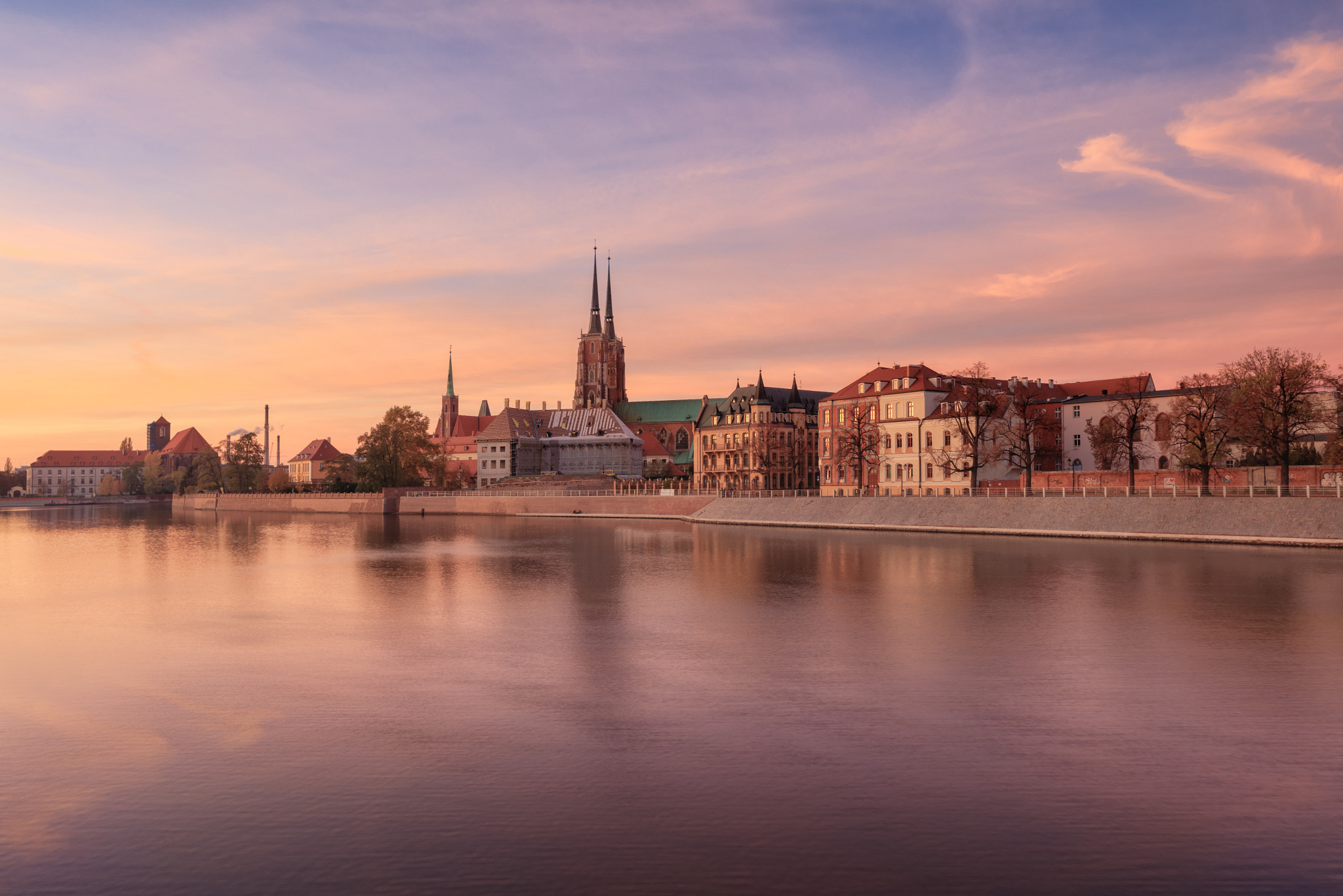 Canon TS-E 24.0mm f/3.5 L II sample photo. Wroclaw tumski island vivid sunset photography