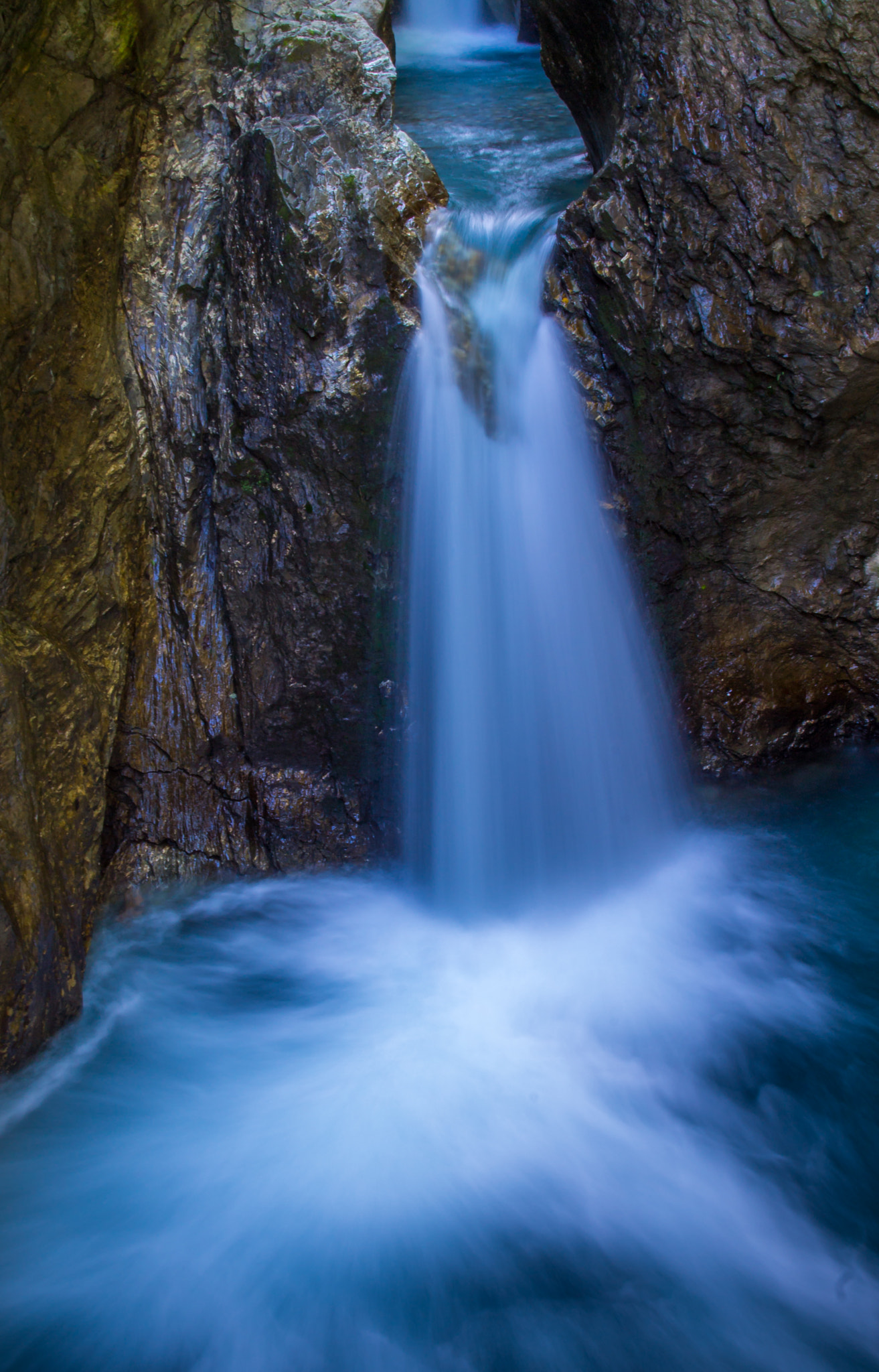Canon EF 24-105mm F3.5-5.6 IS STM sample photo. A waterfall near the klammsee photography