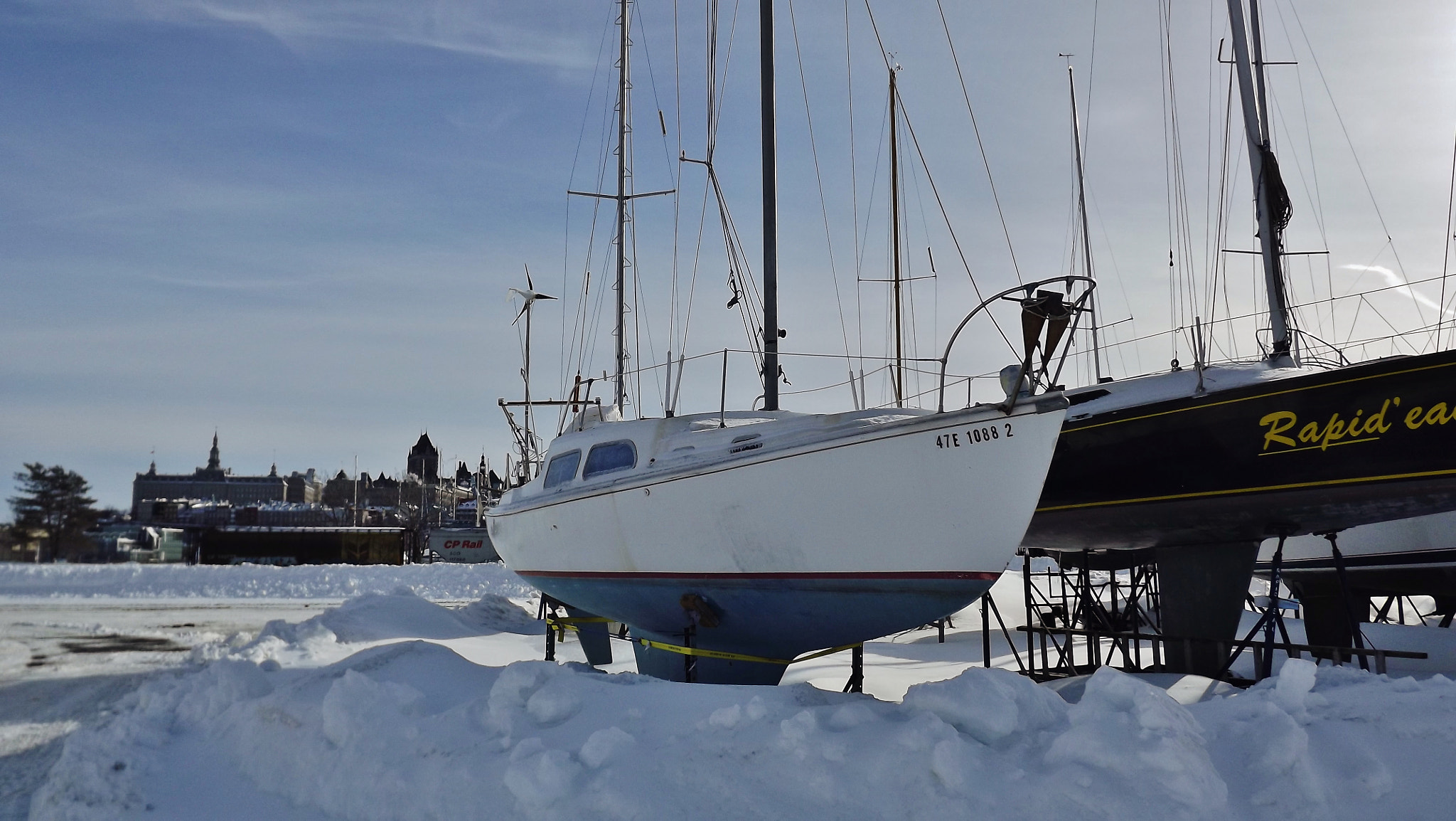 Fujifilm FinePix S3400 sample photo. Boat-sailing &amp; old quebec city photography