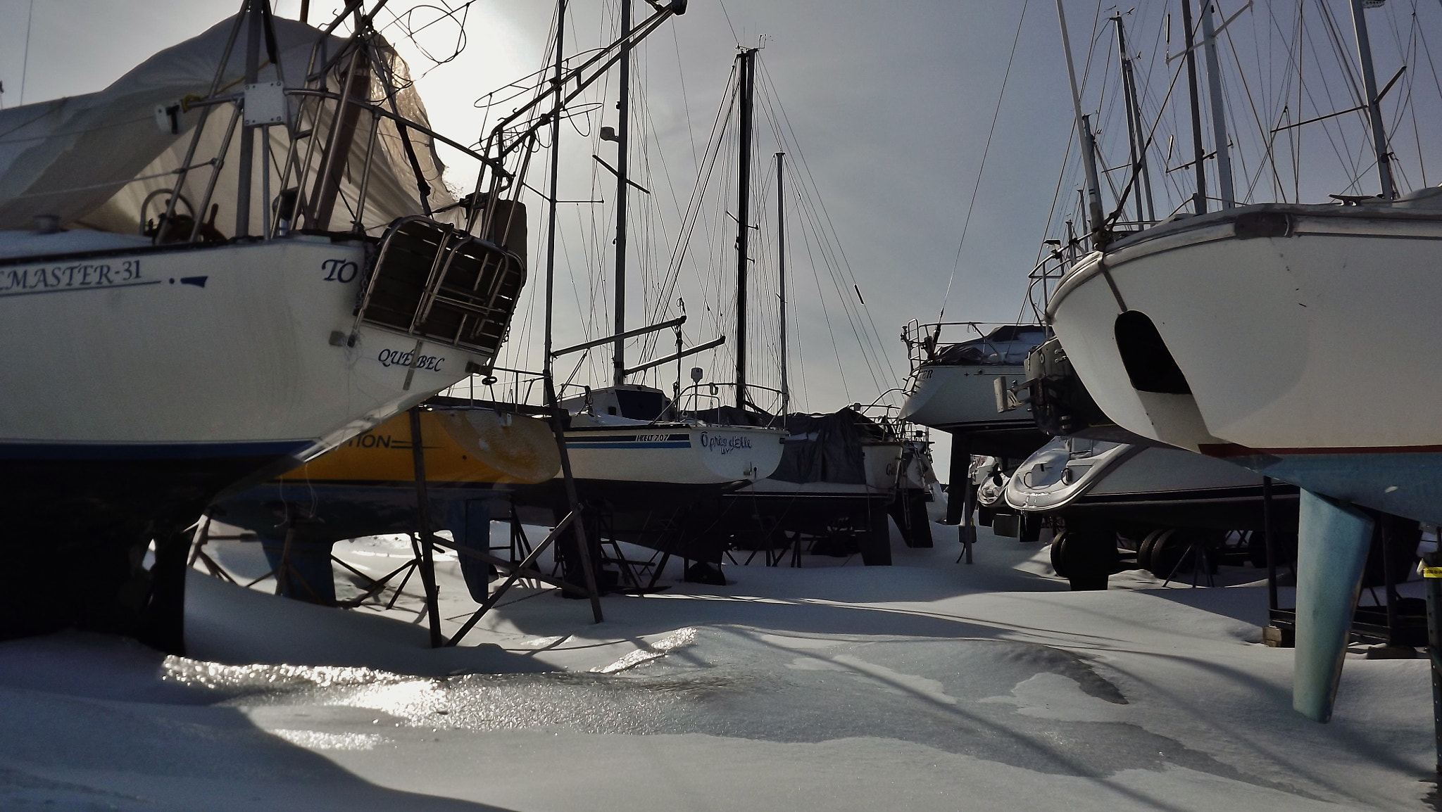 Fujifilm FinePix S3400 sample photo. White snow &amp; sunshine day photography