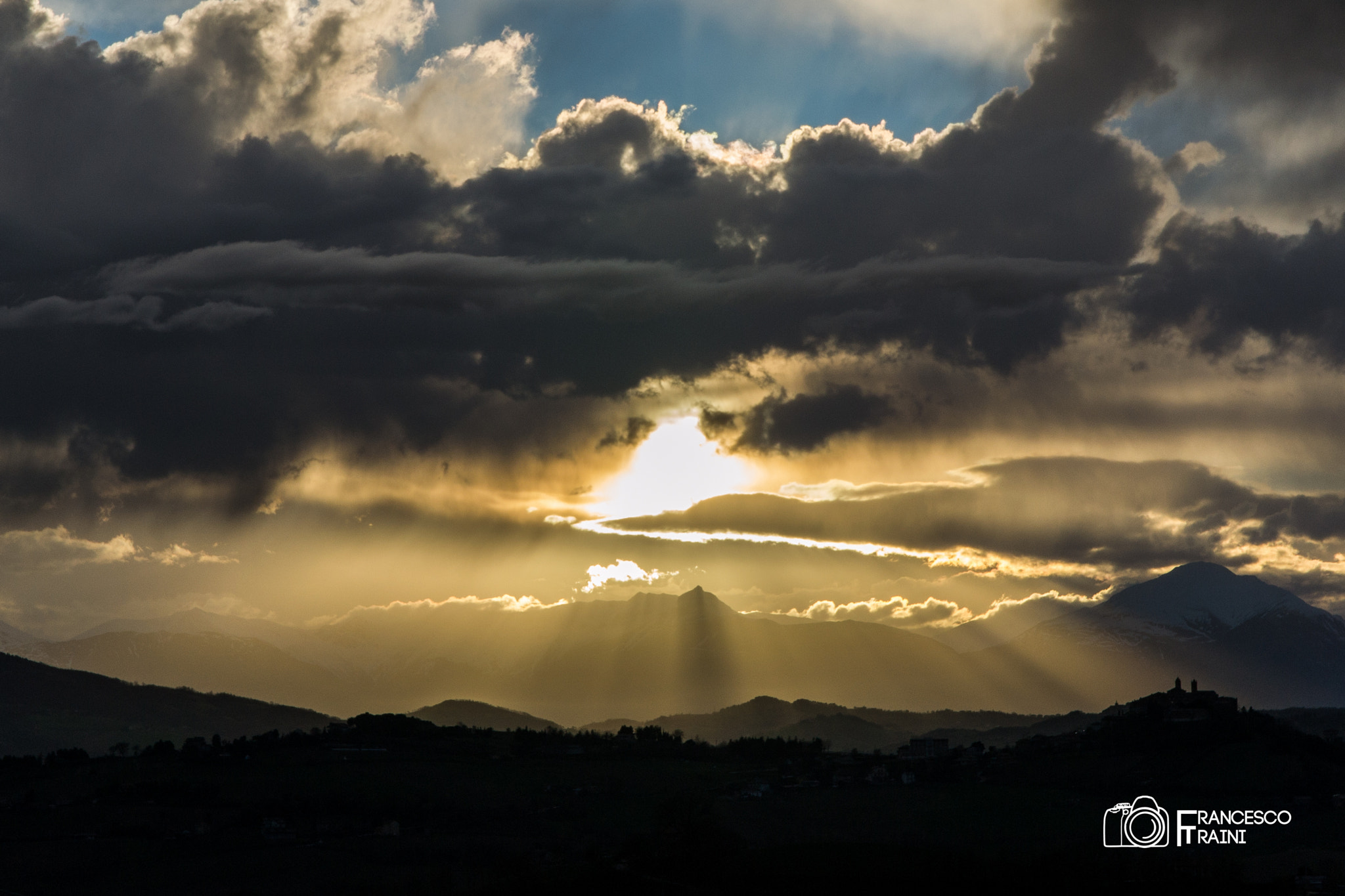 Sigma 17-70mm F2.8-4 DC Macro OS HSM | C sample photo. Cloudy mountains photography