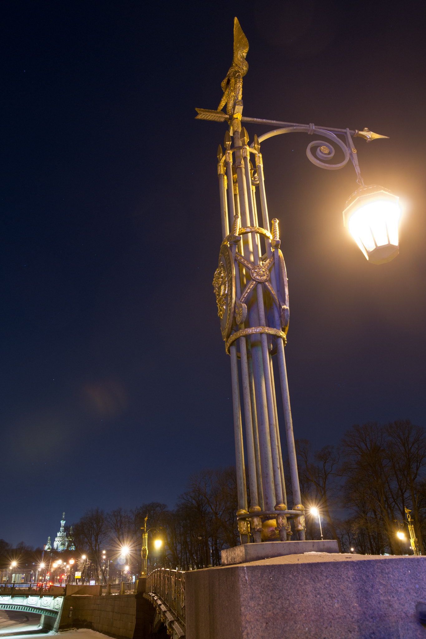 Sony Alpha DSLR-A850 sample photo. Night light photography
