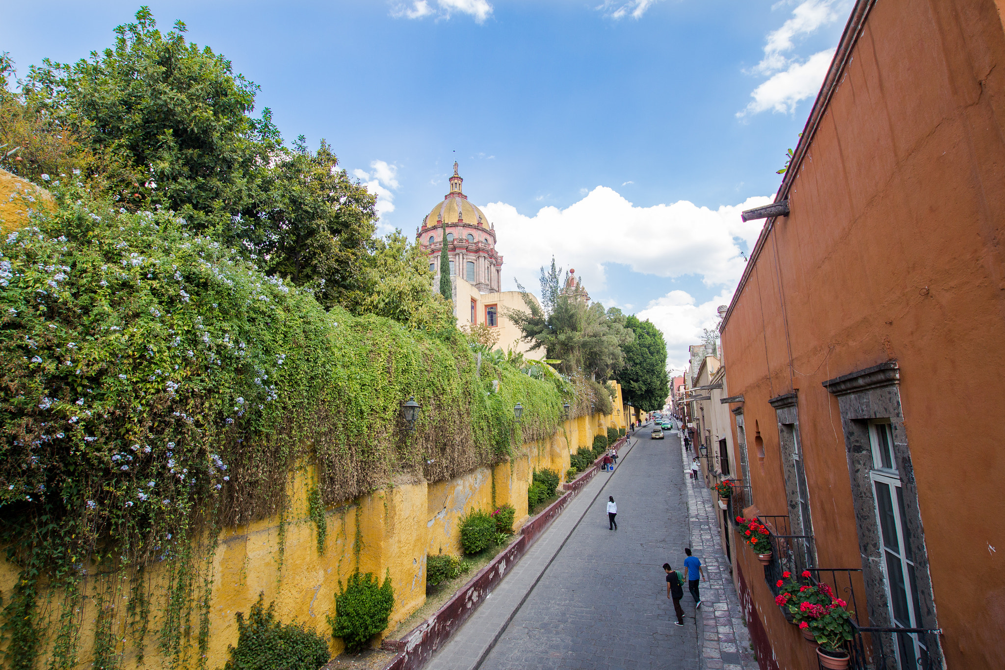 Sigma 10-20mm F3.5 EX DC HSM sample photo. Las monjas photography