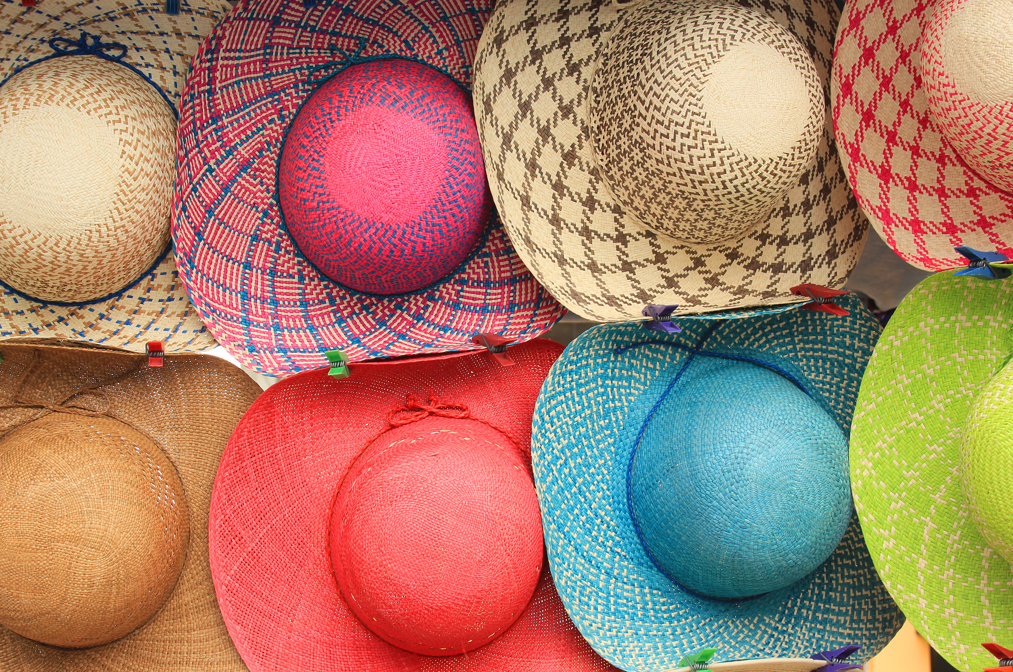 Canon EF-S 18-55mm F3.5-5.6 sample photo. Straw hats photography