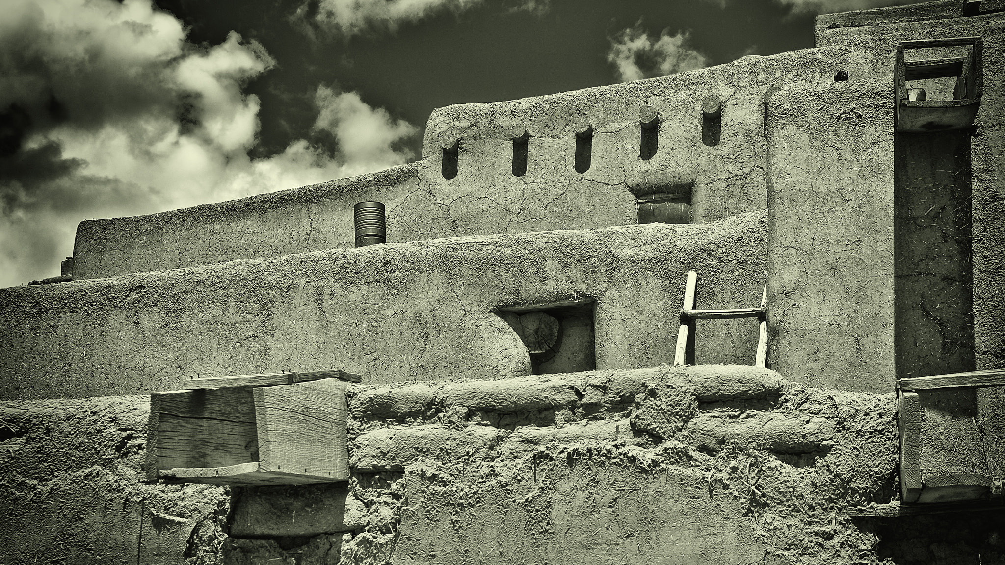 Sigma 18-125mm F3.8-5.6 DC OS HSM sample photo. Taos pueblo 61bw photography