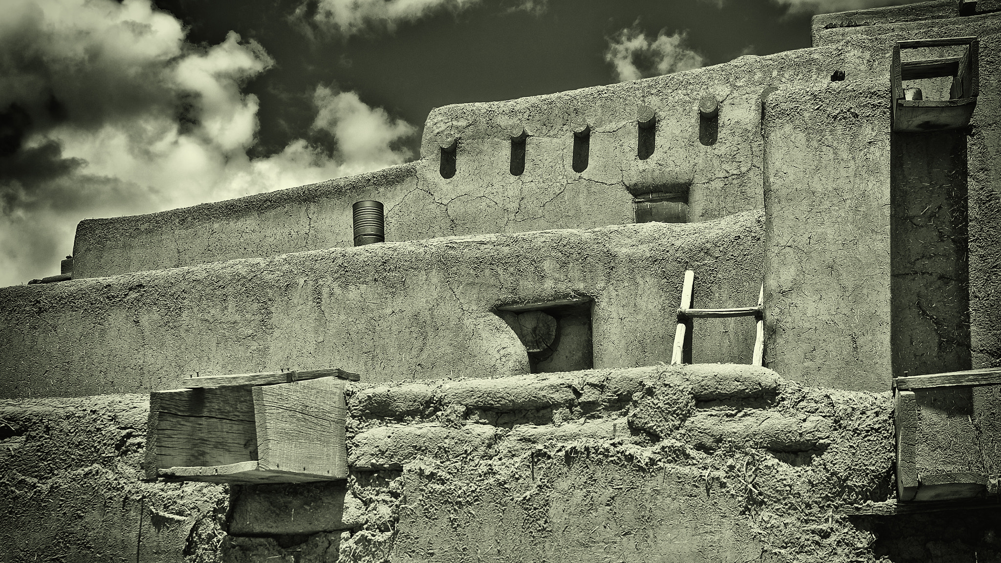 Nikon D300 + Sigma 18-125mm F3.8-5.6 DC OS HSM sample photo. Taos pueblo 61bw photography