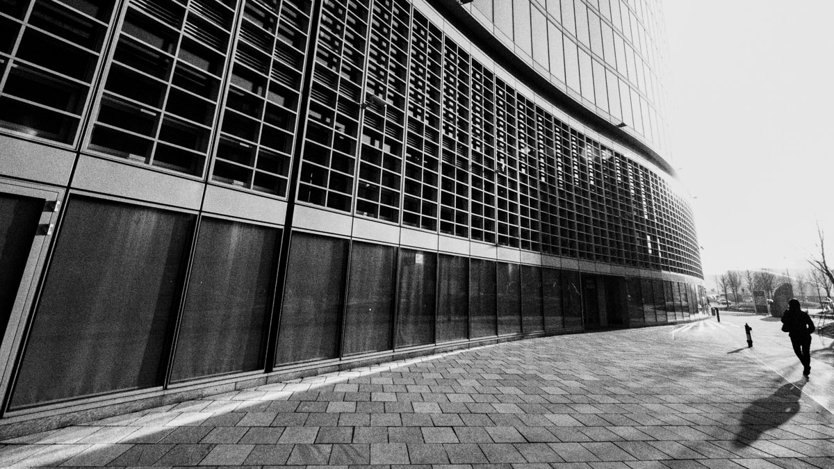 Panasonic Lumix G Vario 7-14mm F4 ASPH sample photo. One day in milan photography