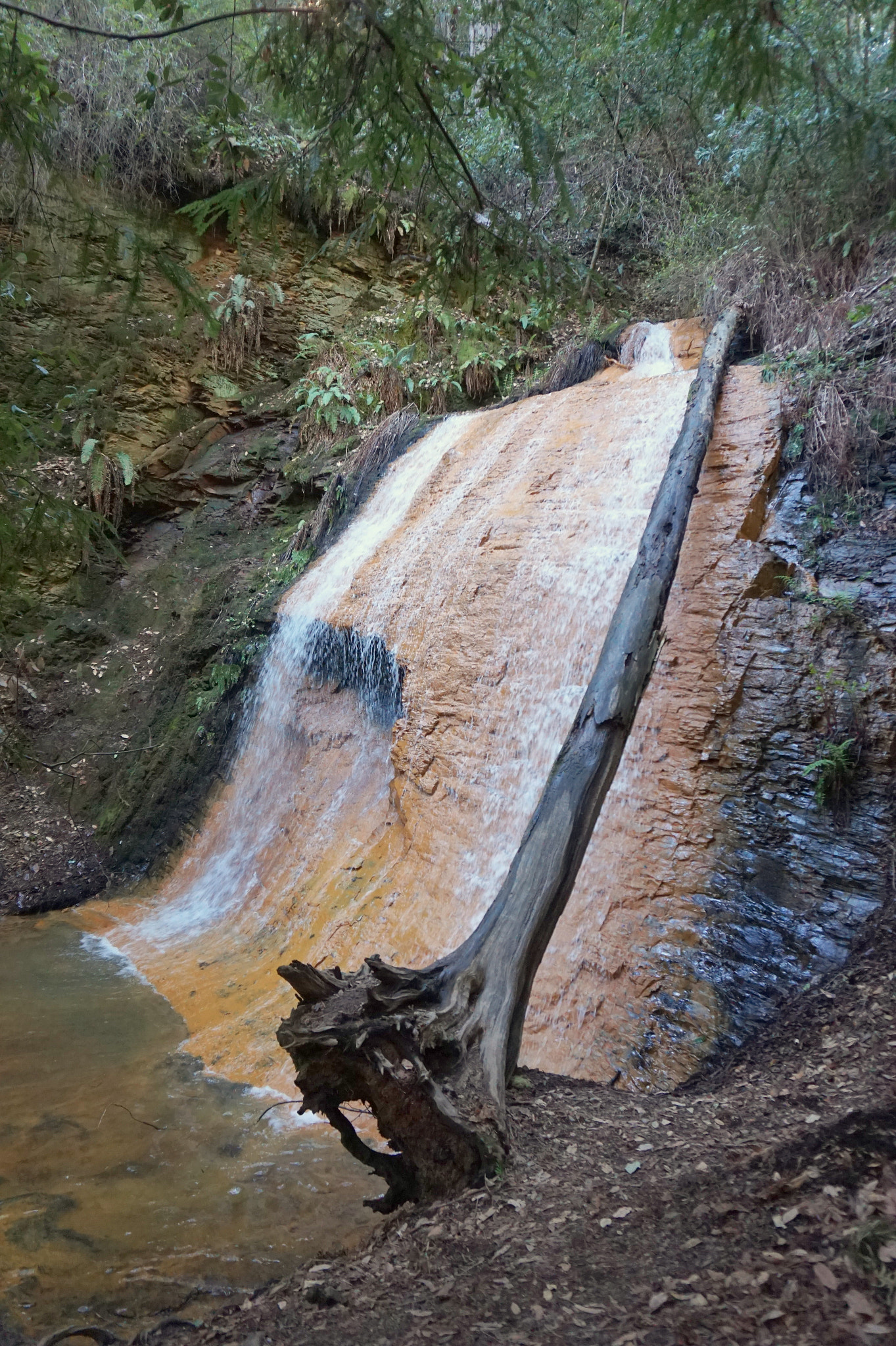 Sony E 16-50mm F3.5-5.6 PZ OSS sample photo. Water slide falls photography
