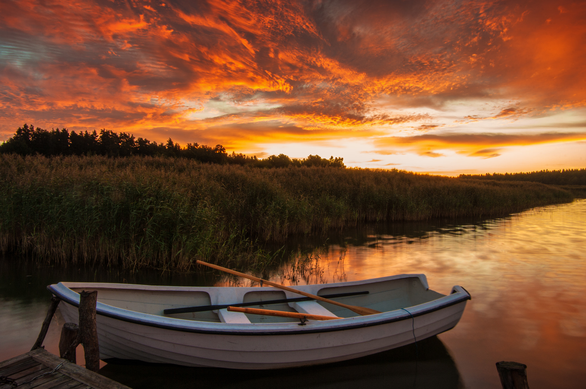 Pentax K20D + Pentax smc DA 16-45mm F4 ED AL sample photo. Beautiful morning photography