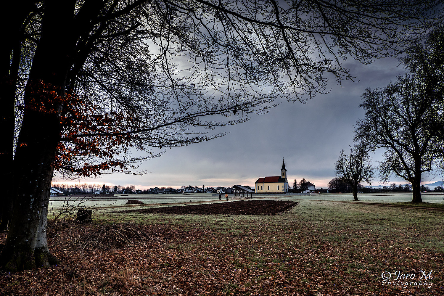 Panasonic Lumix DMC-GX8 + Panasonic Lumix G Vario 7-14mm F4 ASPH sample photo. Village morning photography