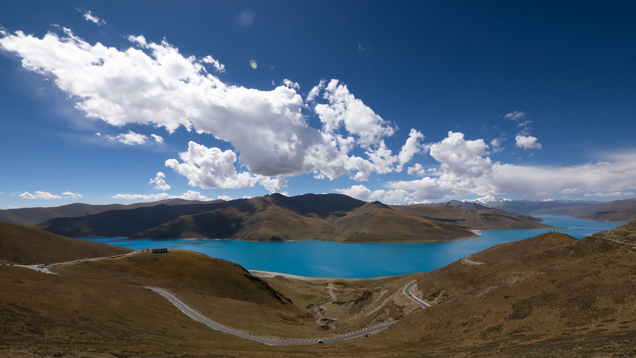 Panasonic Lumix DMC-GX1 + Panasonic Lumix G Vario 7-14mm F4 ASPH sample photo. Tibet photography