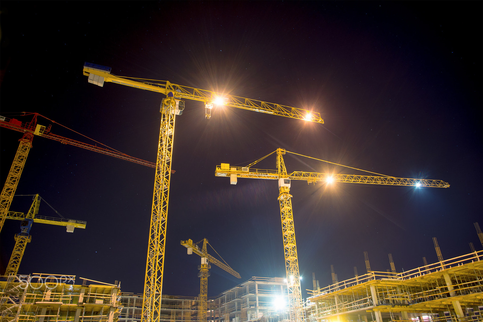 Sigma 18-50mm F3.5-5.6 DC sample photo. Cranes and illumination at night photography