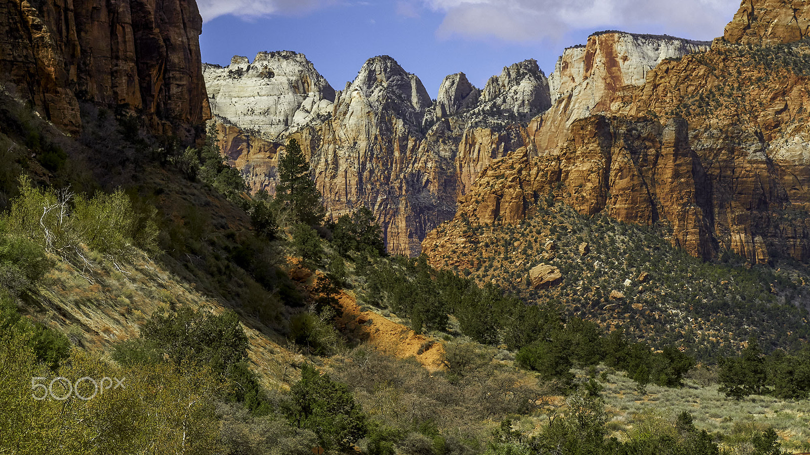 Canon EF-S 17-55mm F2.8 IS USM sample photo. Us parks,green on the rocks photography