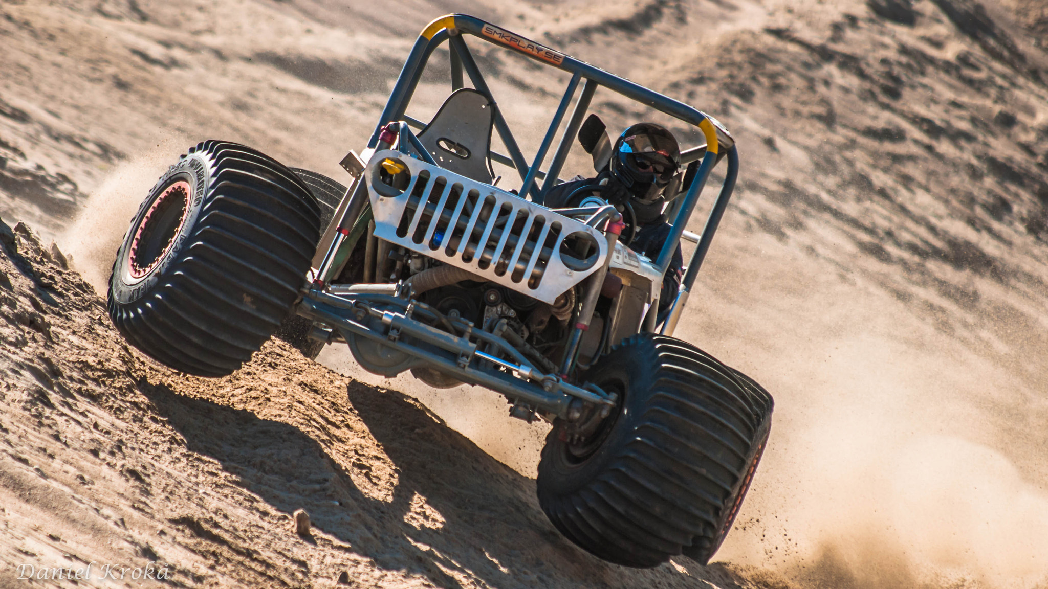Sigma 70-200mm F2.8 EX DG Macro HSM II sample photo. Formula offroad matrand photography