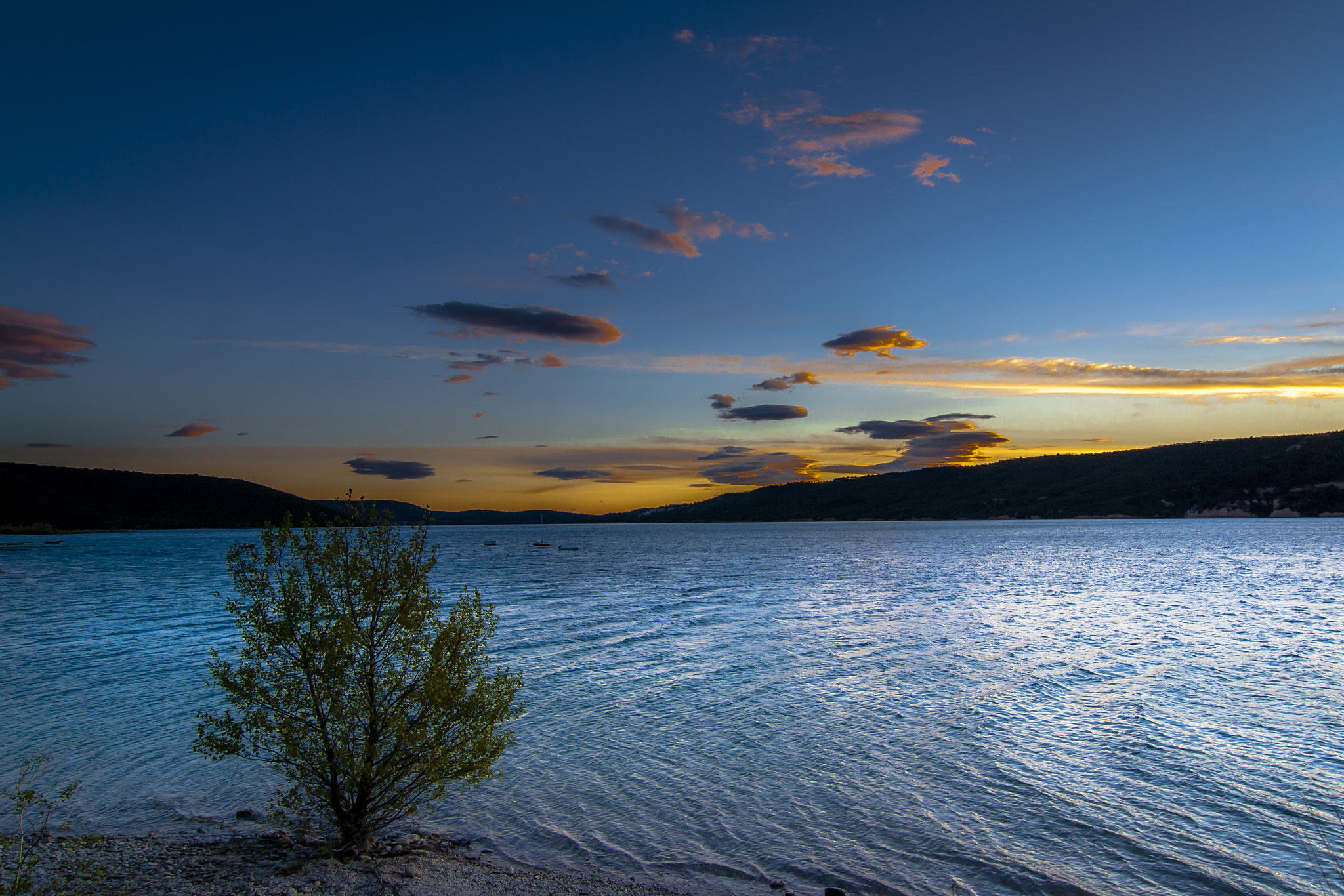 Tokina AT-X Pro 12-24mm F4 (IF) DX sample photo. Ols shots i like - v photography
