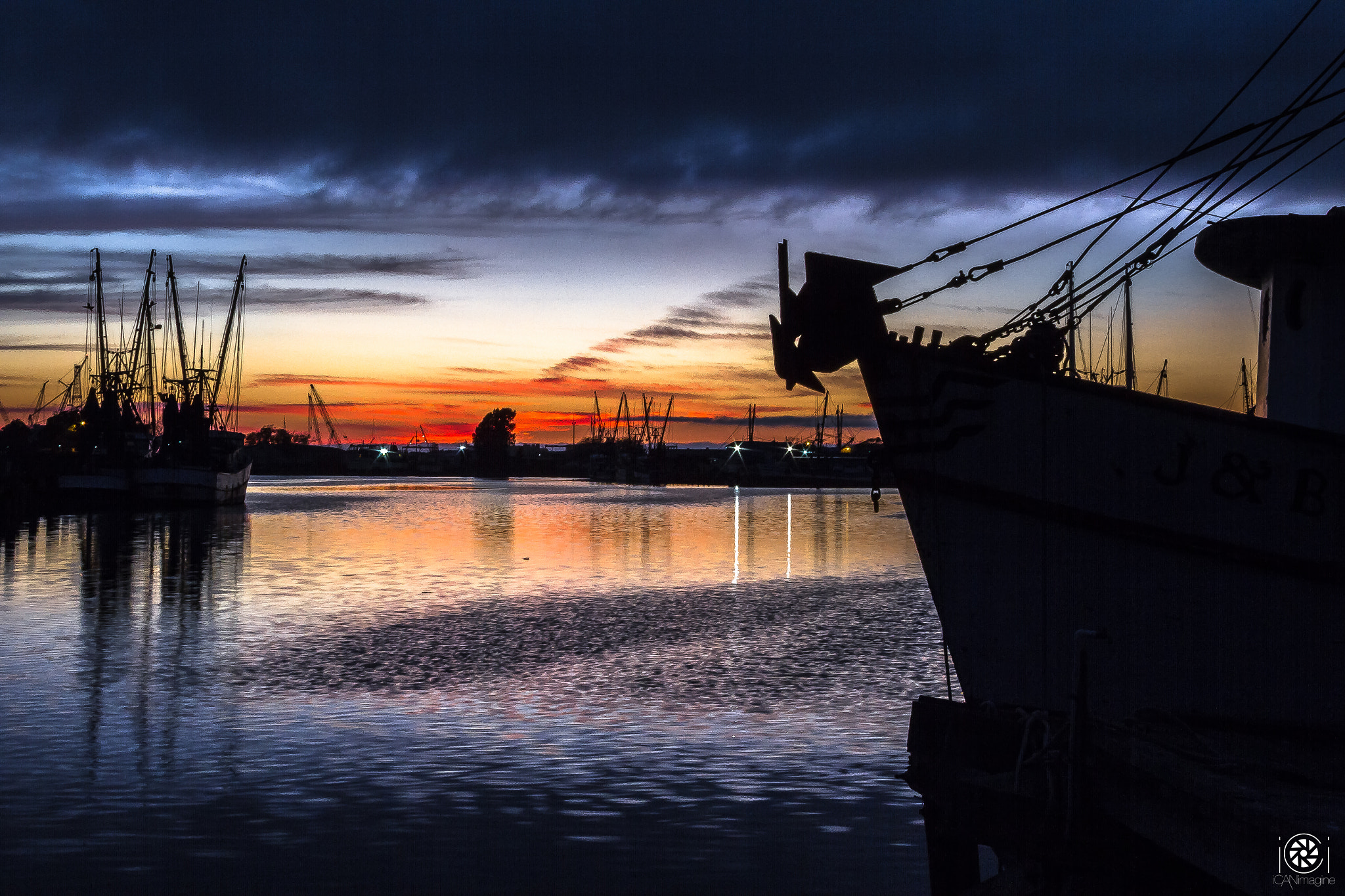 Canon EF-S 18-55mm F3.5-5.6 sample photo. At the shrimp basin .... photography