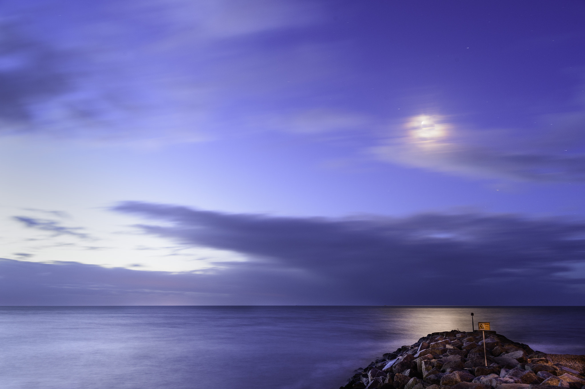 Nikon D4S sample photo. Folkestone seafront at 5.30am photography