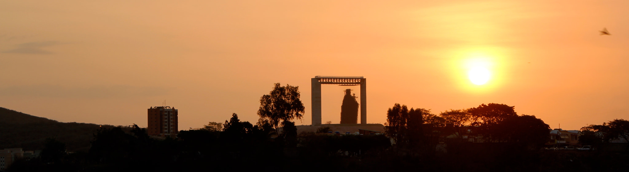 Canon EF 35-105mm f/4.5-5.6 sample photo. Barquisimeto photography