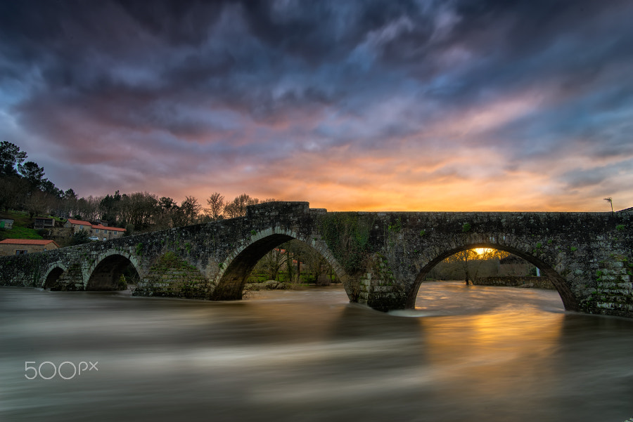 Sony a7R + Minolta AF 17-35mm F2.8-4 (D) sample photo. Witchlight in maceiras bridge photography