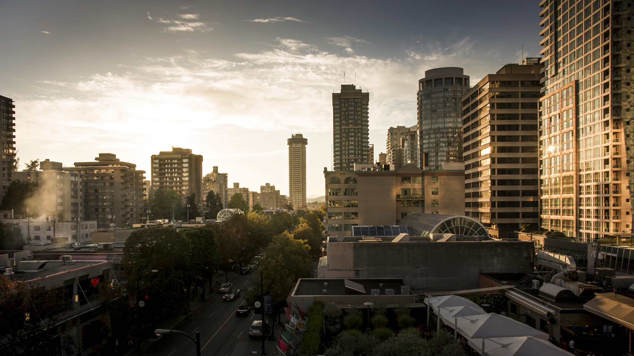 Sony Alpha DSLR-A850 sample photo. Robson street photography