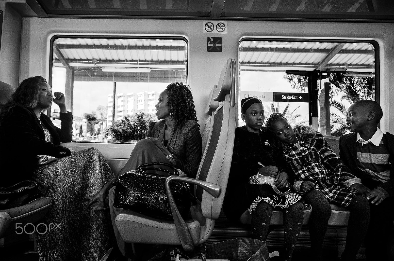 Sony E 16-50mm F3.5-5.6 PZ OSS sample photo. Prueba tren photography
