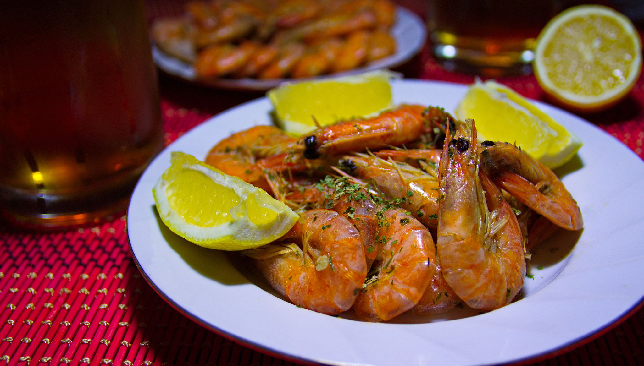 Sigma 17-70mm F2.8-4 DC Macro OS HSM sample photo. Shrimp with beer photography