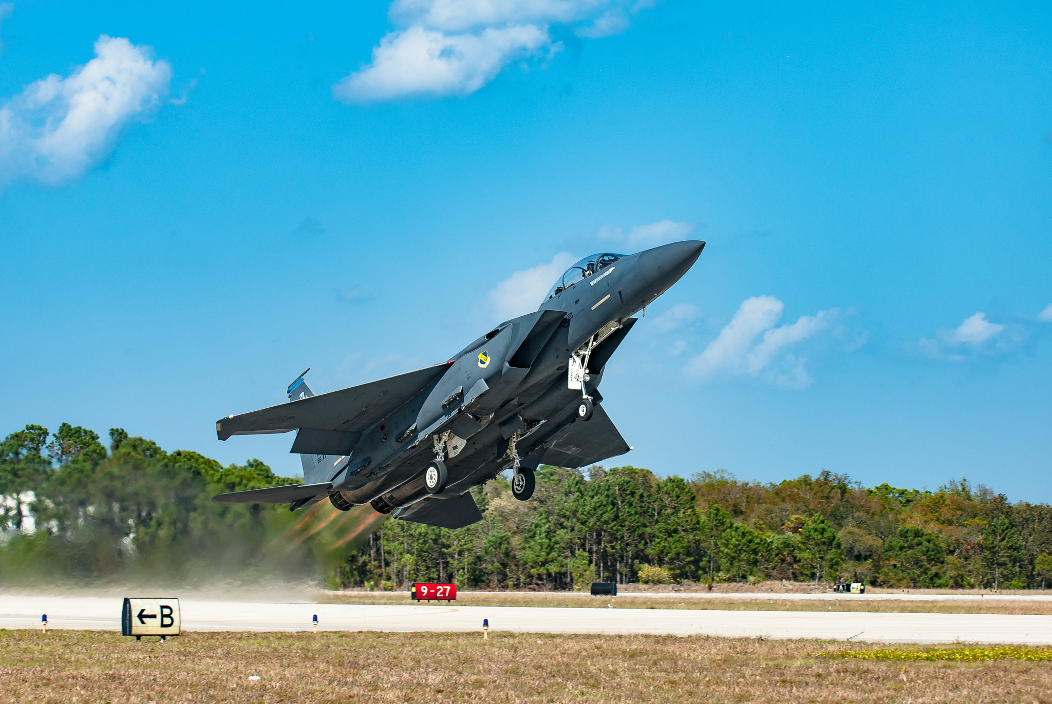 Nikon D200 sample photo. F-15 scorching the runway photography