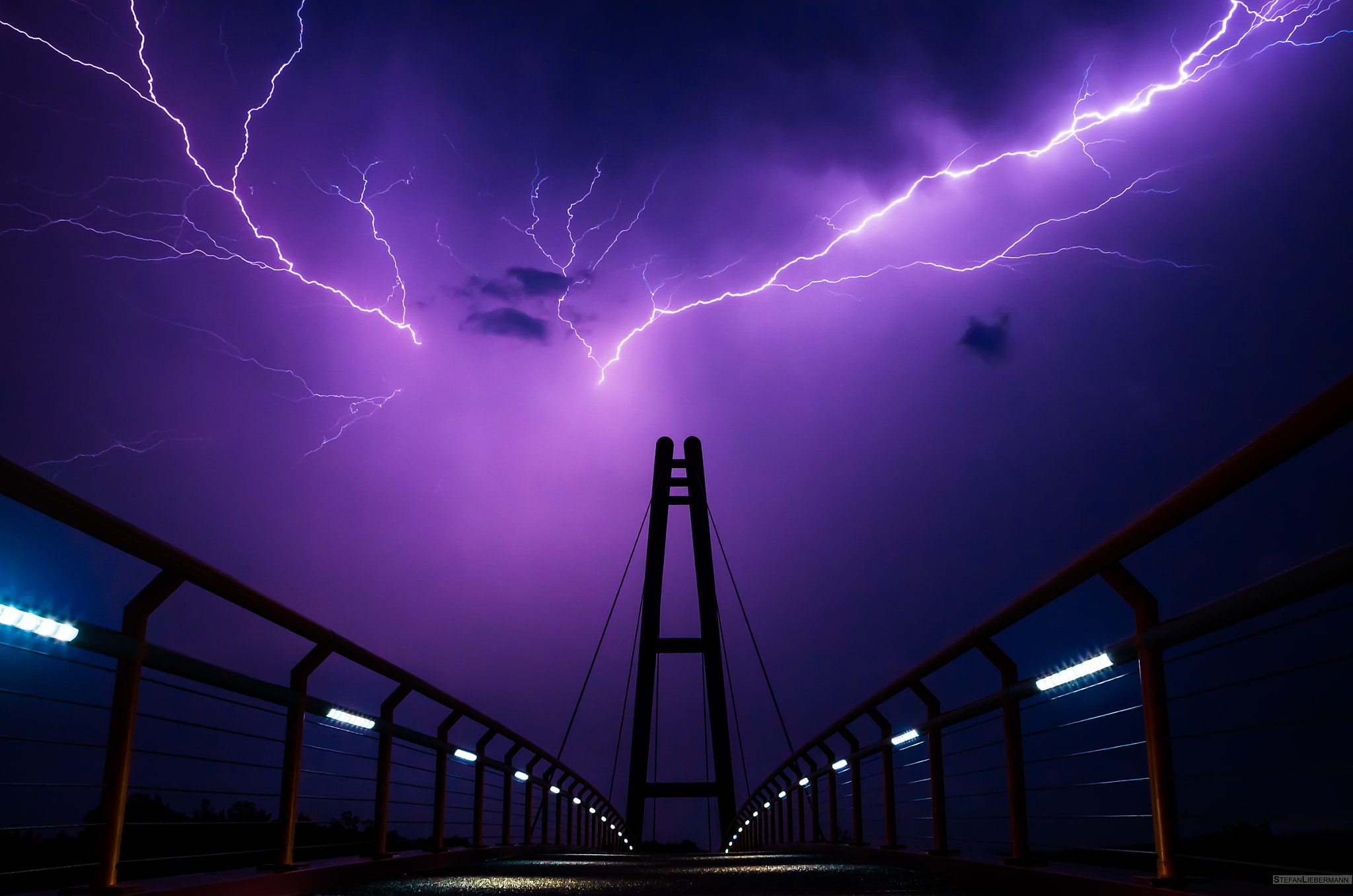 Canon EF 20-35mm F3.5-4.5 USM sample photo. Tesla bridge re-edit photography