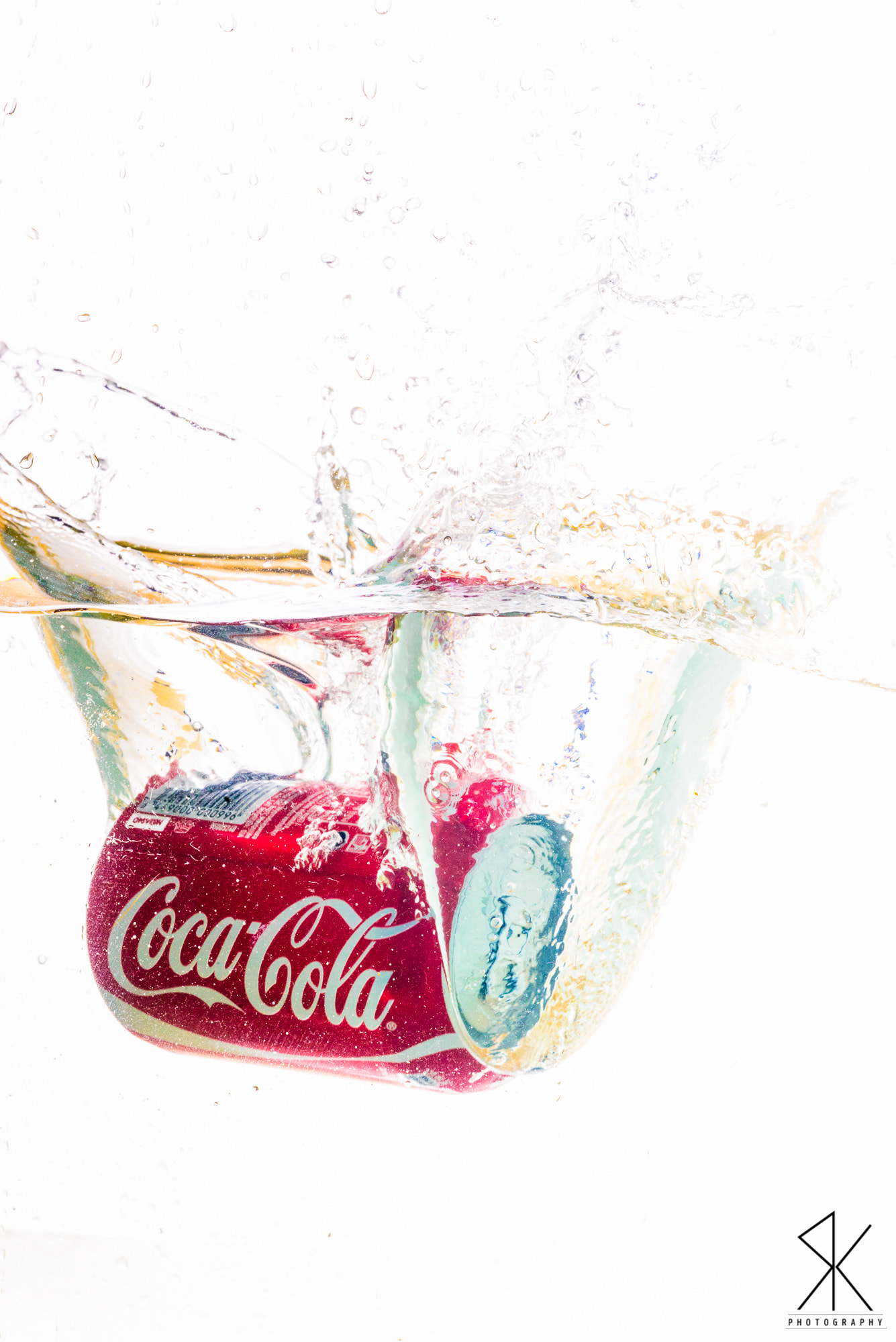 Sigma 150mm F2.8 EX DG Macro HSM sample photo. Coca-cola splash 1 photography