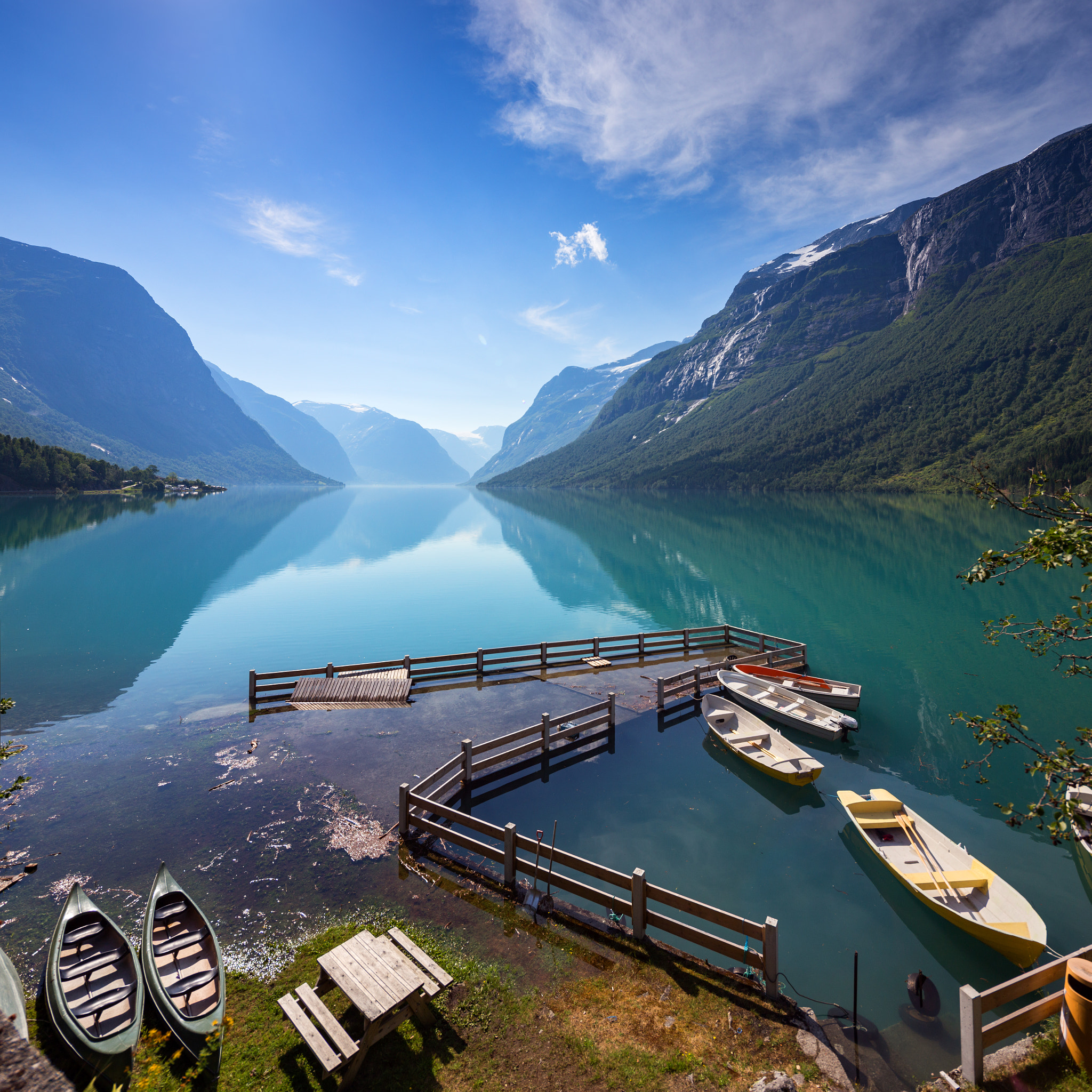 Canon TS-E 17mm F4L Tilt-Shift sample photo. Lovatnet lake, norway photography