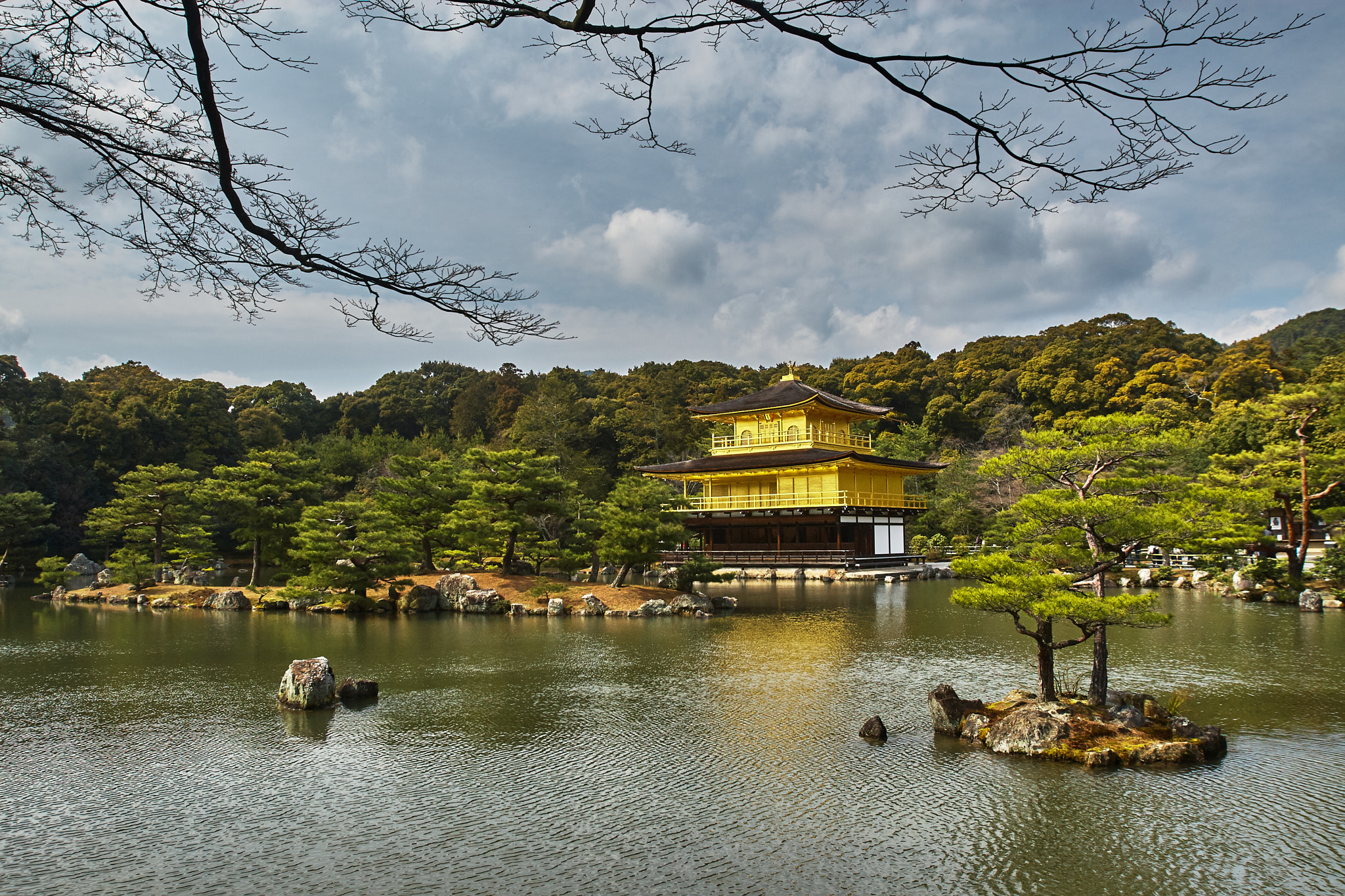 Canon EOS 30D + Canon EF 16-35mm F2.8L USM sample photo. Golden pavilion photography