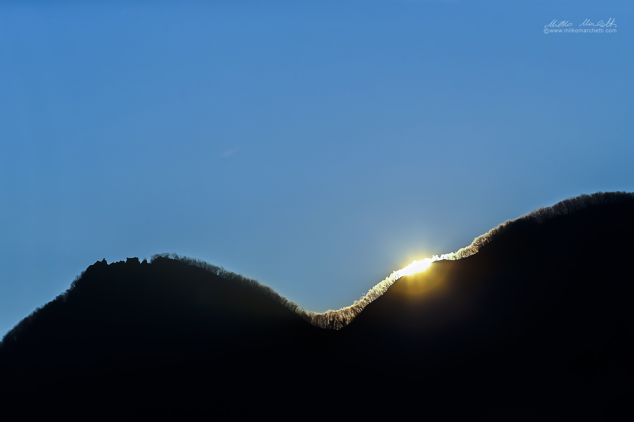 Canon EF 300mm f/2.8L + 1.4x sample photo. Ridge photography