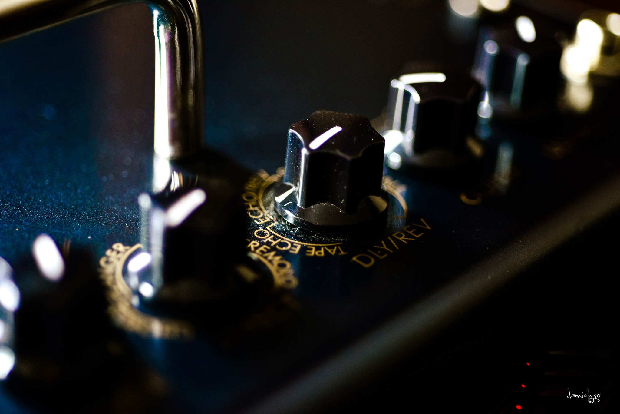 Nikon D810 + Nikon AF Micro-Nikkor 60mm F2.8D sample photo. Dly/rev photography