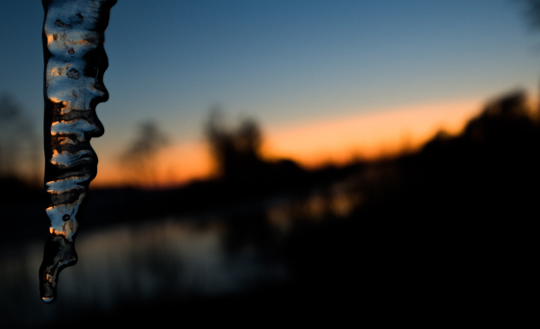 Pentax K-S2 sample photo. Icily warm colors photography