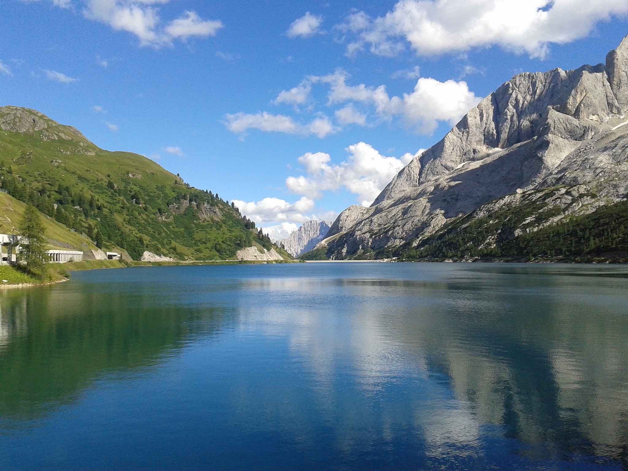 Samsung Galaxy S DUOS sample photo. Lake and mountains photography