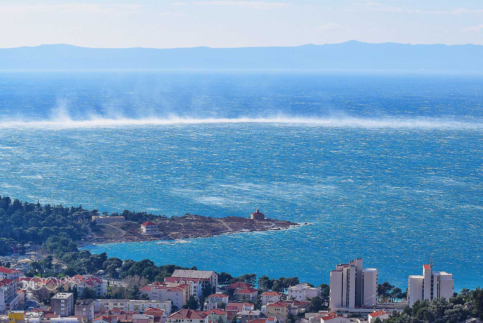 Sigma 70-200mm F2.8 EX DG Macro HSM II sample photo. Makarska wind bura photography