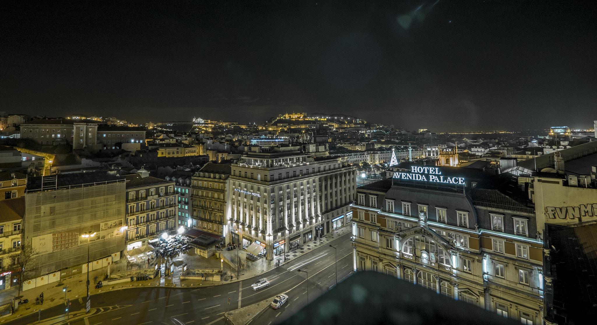 Panasonic Lumix G Vario 7-14mm F4 ASPH sample photo. Lisbon at night photography