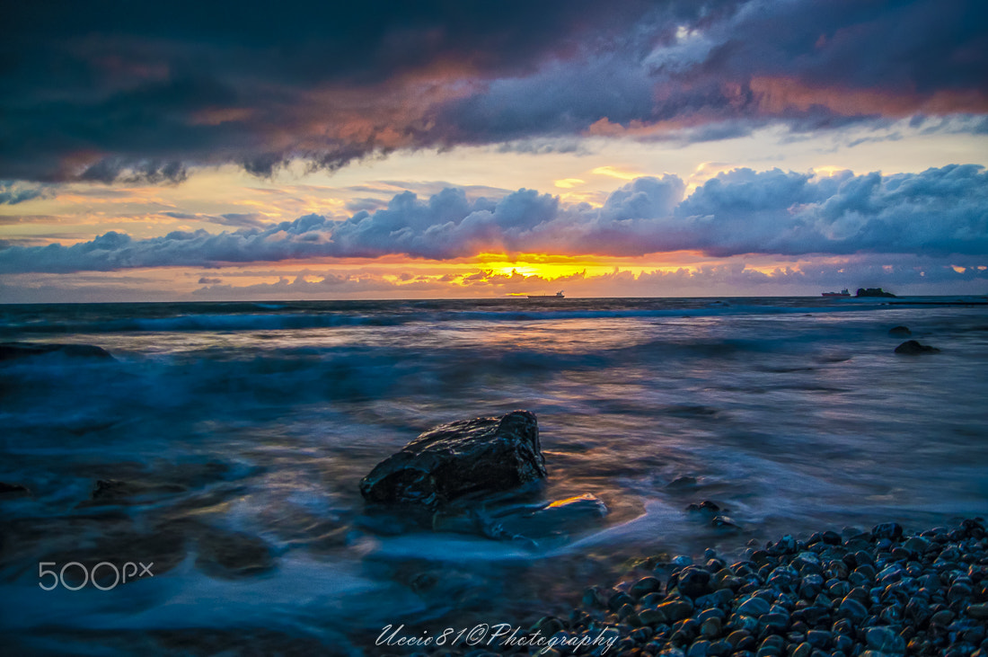Sony Alpha DSLR-A580 + Tamron SP 24-70mm F2.8 Di VC USD sample photo. Last rays... photography