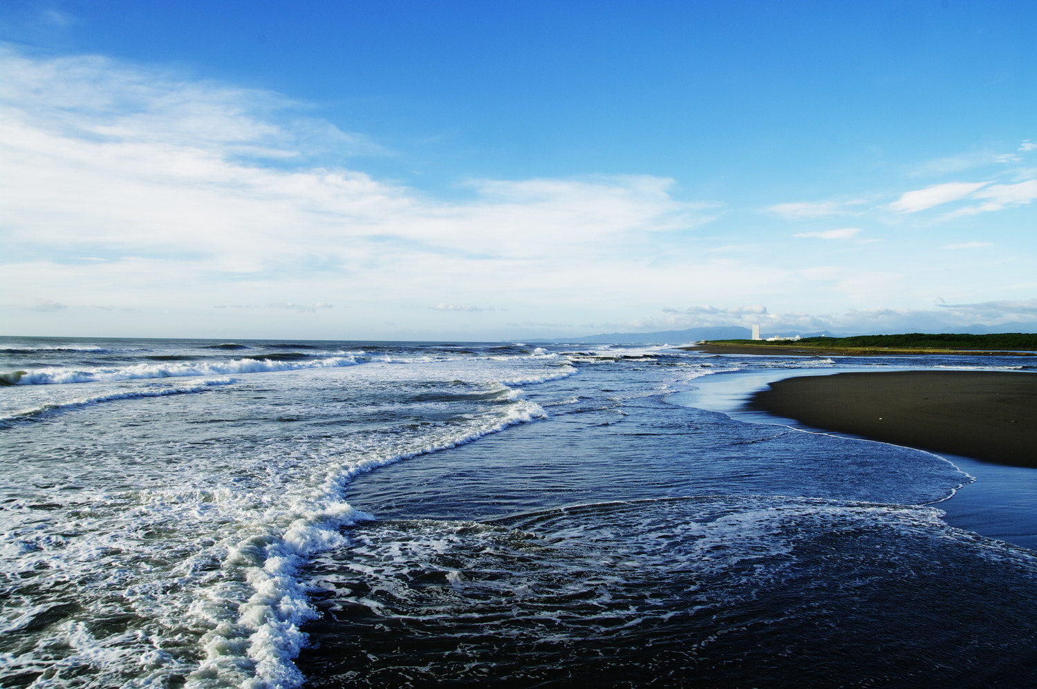 Pentax K20D sample photo. At the seashore photography