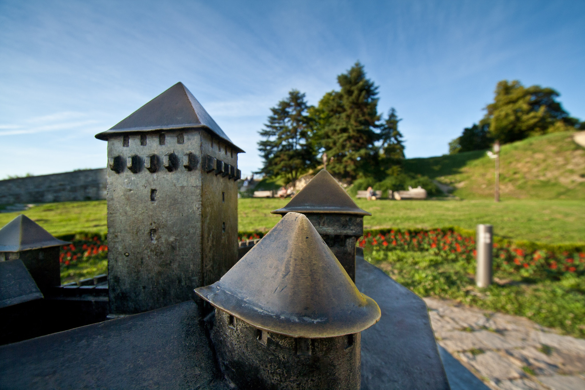 Canon EF-S 10-22mm F3.5-4.5 USM sample photo. Medieval fortress photography