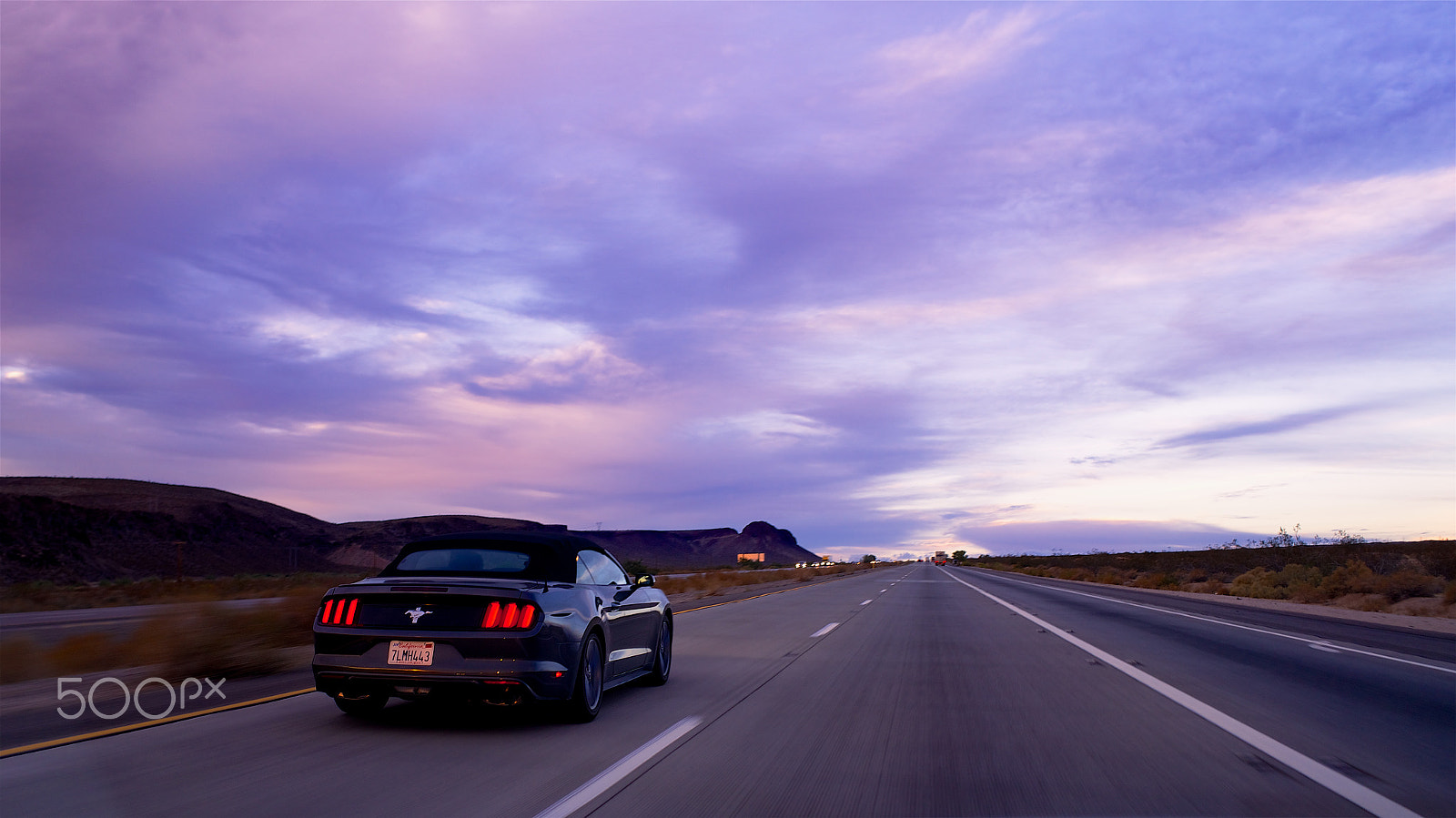 Sony a7 + Sony FE 28mm F2 sample photo. Mustang's going west photography