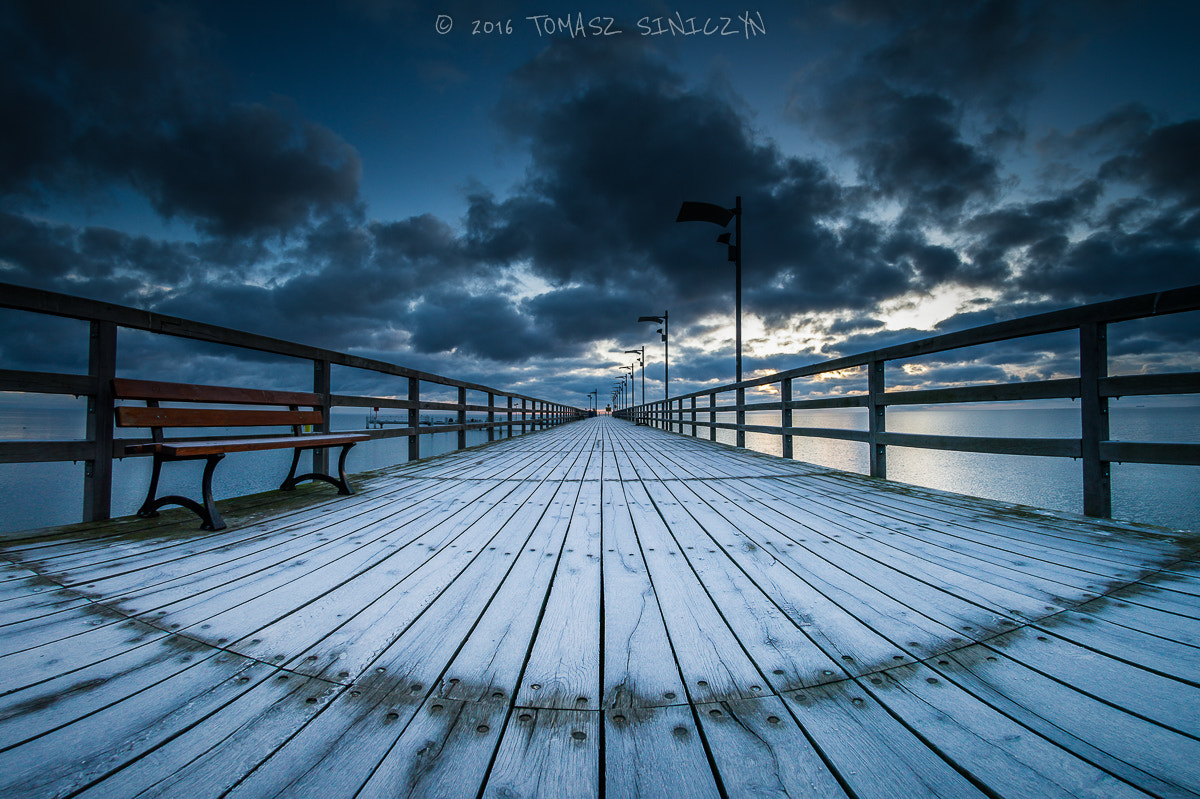 Samsung NX 10mm F3.5 Fisheye sample photo. Frozen pier photography