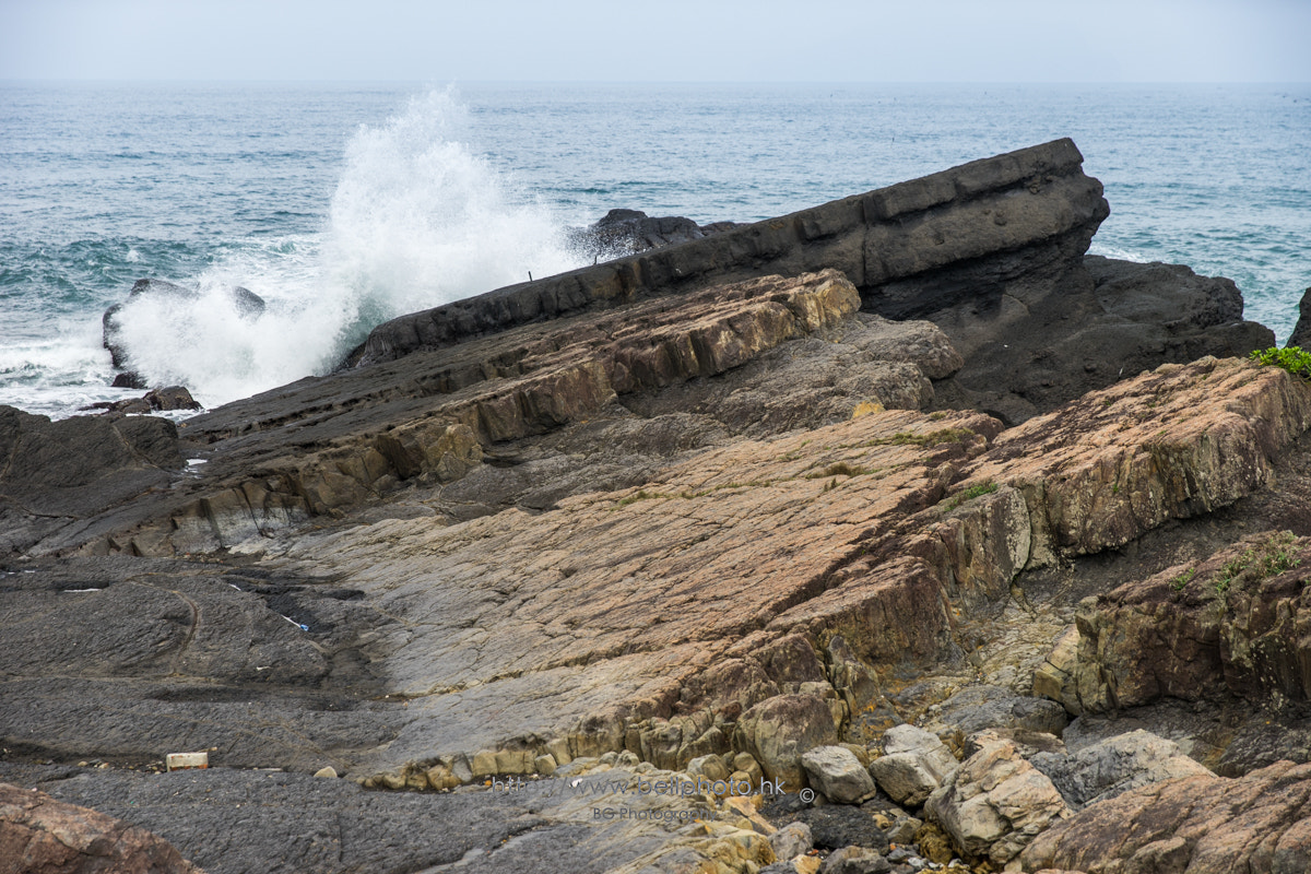 Sony a7 + Canon EF 85mm F1.2L II USM sample photo. Crashing waves. photography