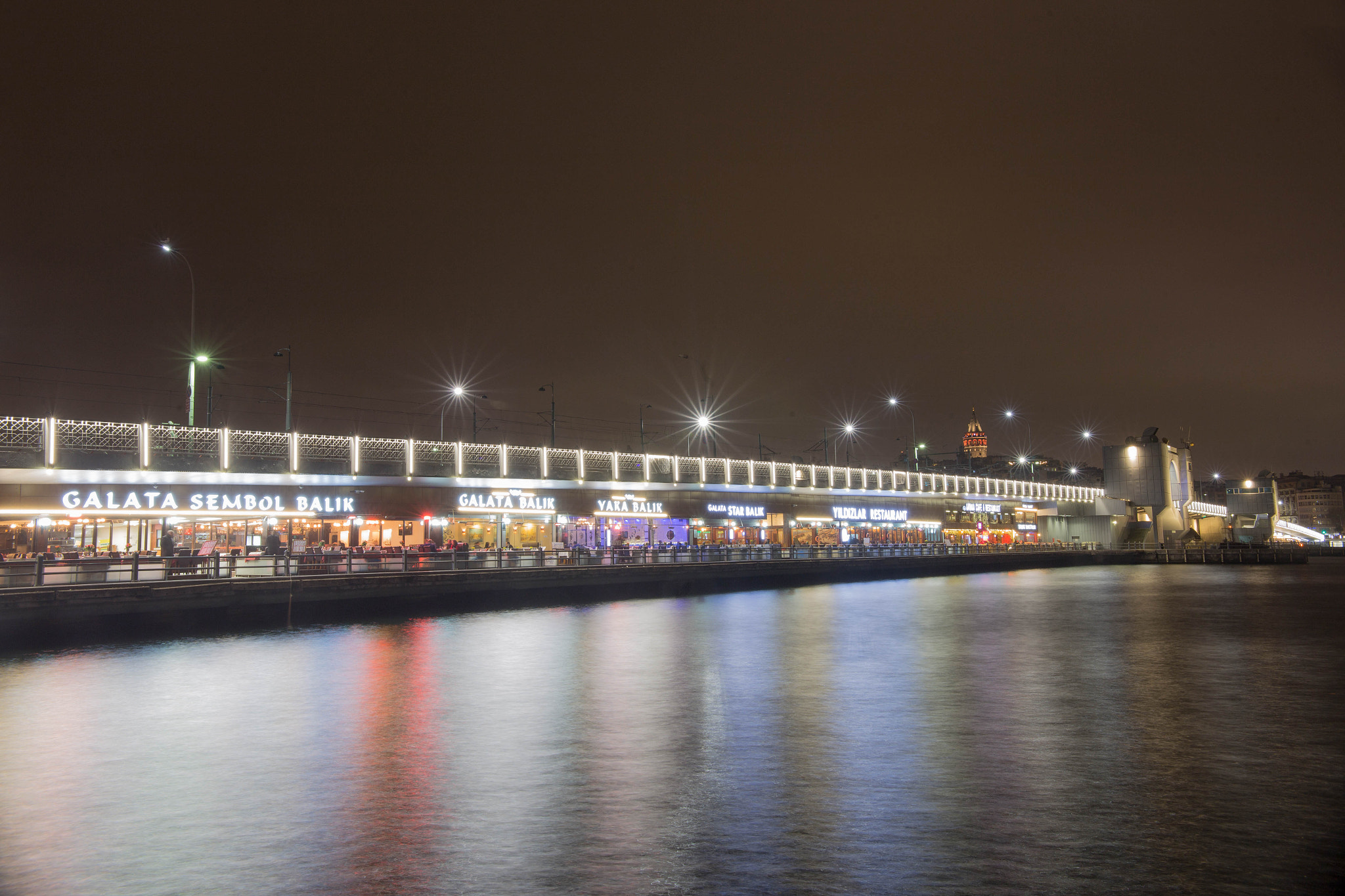 Sigma 18-35mm f/1.8 DC HSM sample photo. Galata tower / bridge / restaurants photography
