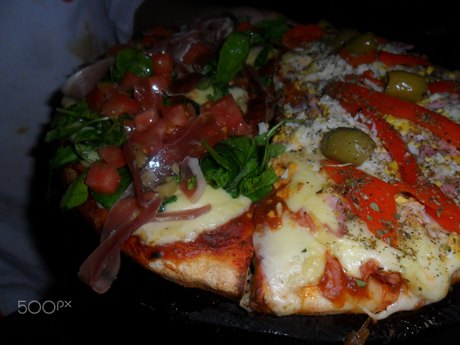 Samsung ES70, ES71 / VLUU ES70, ES71 /  SL600 sample photo. Pizza photography